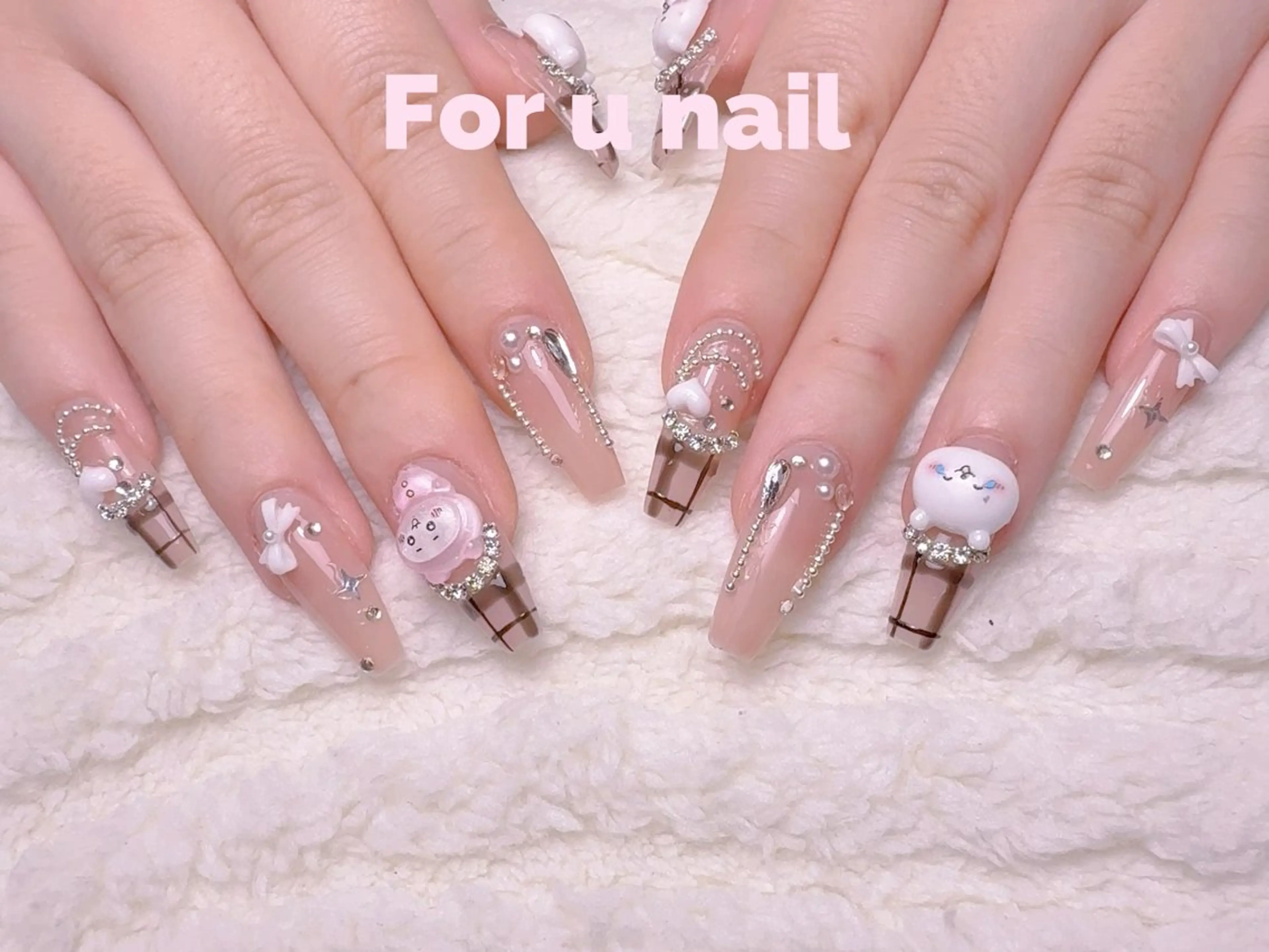 ネイル 成人式 韓国ネイル オフィスネイル ハンドネイル cat‘s nail🐈‍⬛のネイルデザイン