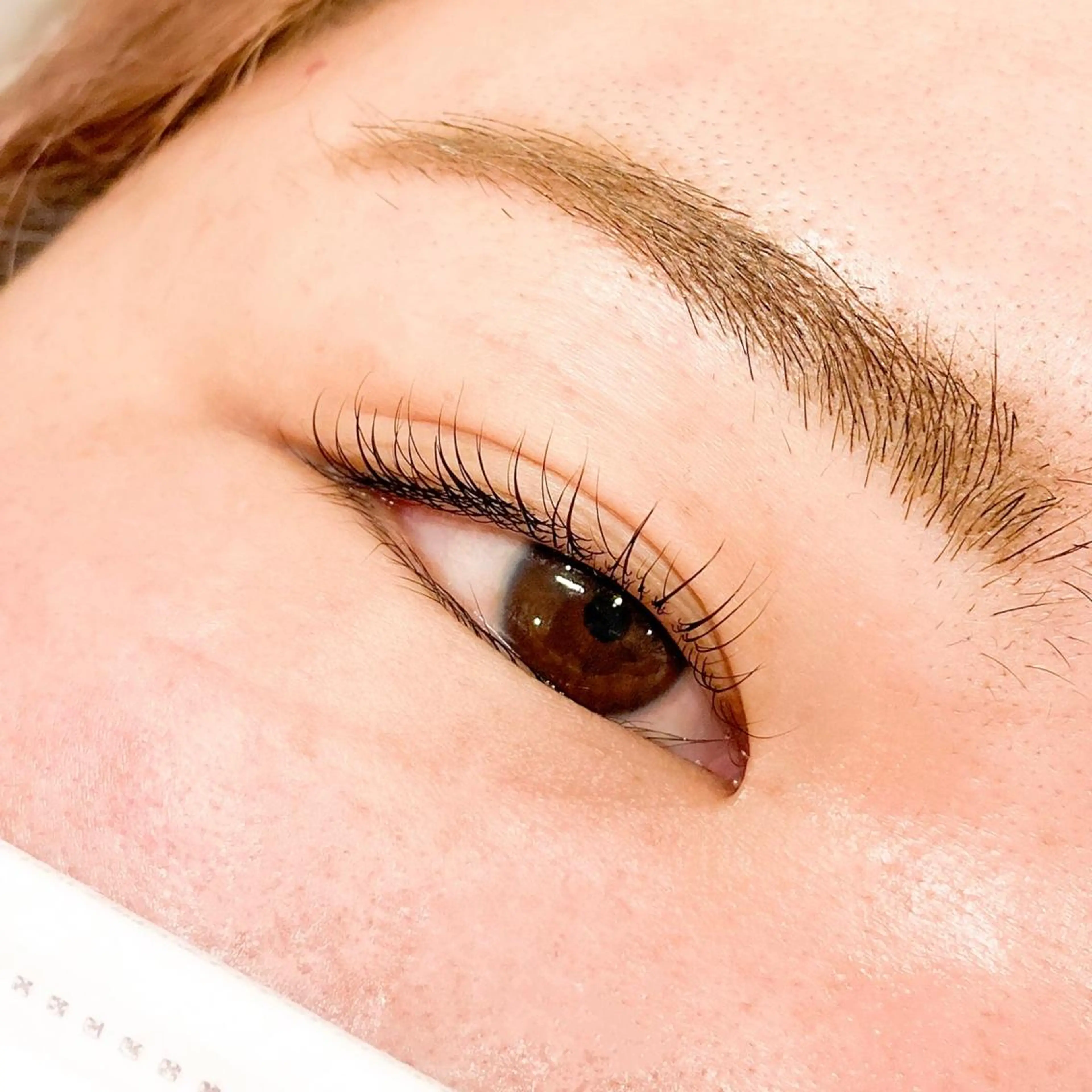 マツエク・マツパ レイフィールド北名古屋所属・レイフィールド 服部のマツエク・マツパデザイン