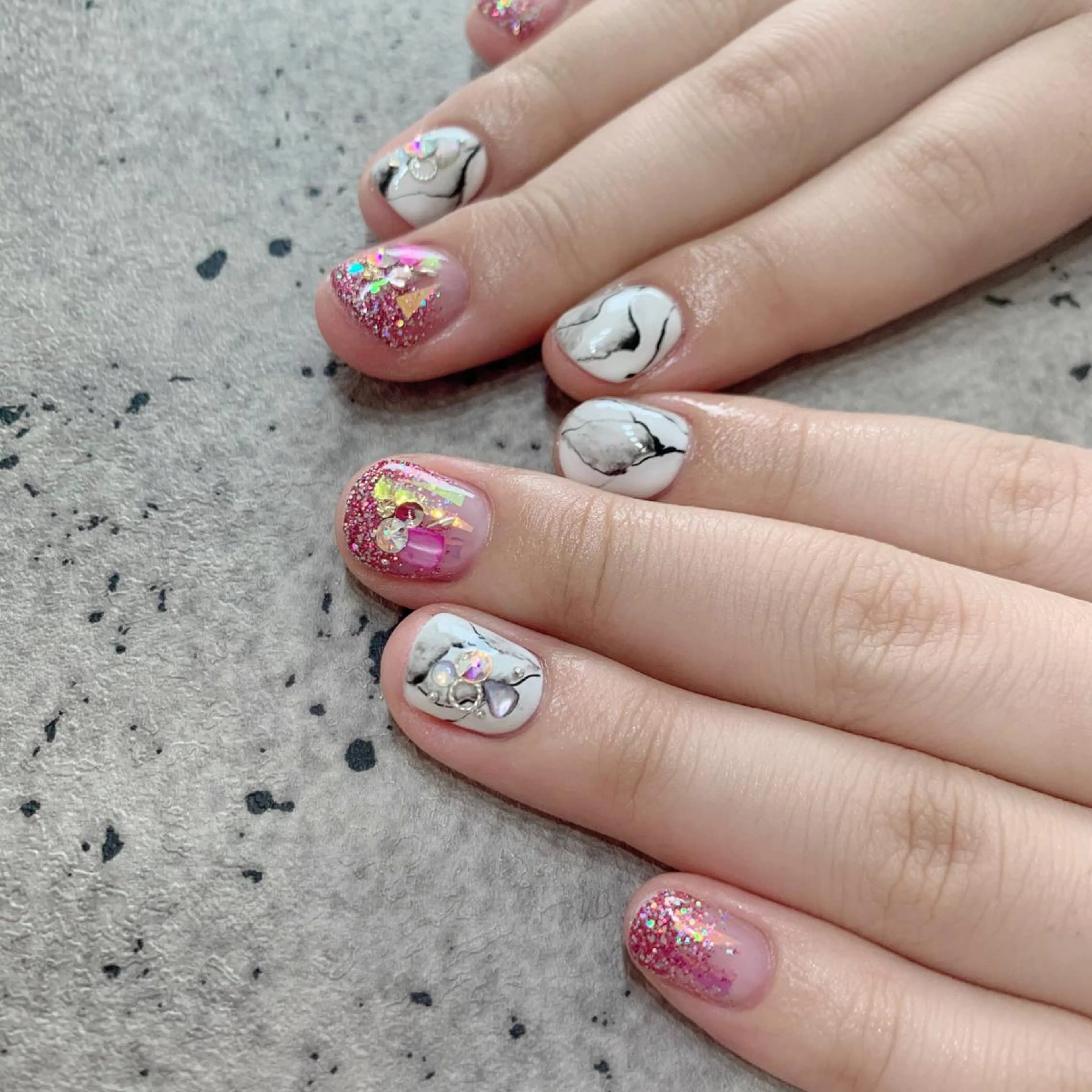 ネイル 春日井ネイルサロン iroのネイルデザイン