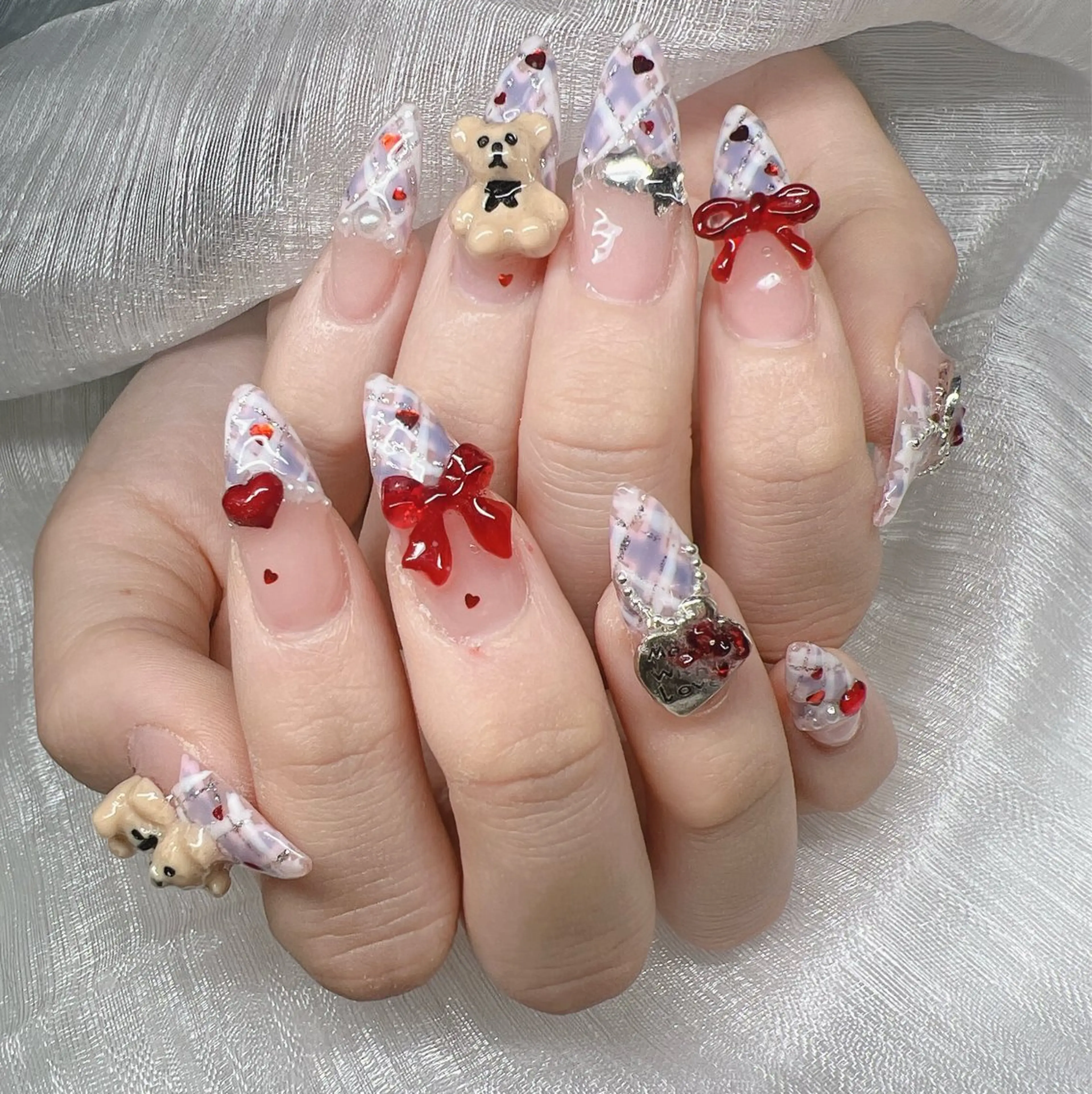 ネイル ハンドネイル Lee Nails チップ長さだし専門店のネイルデザイン