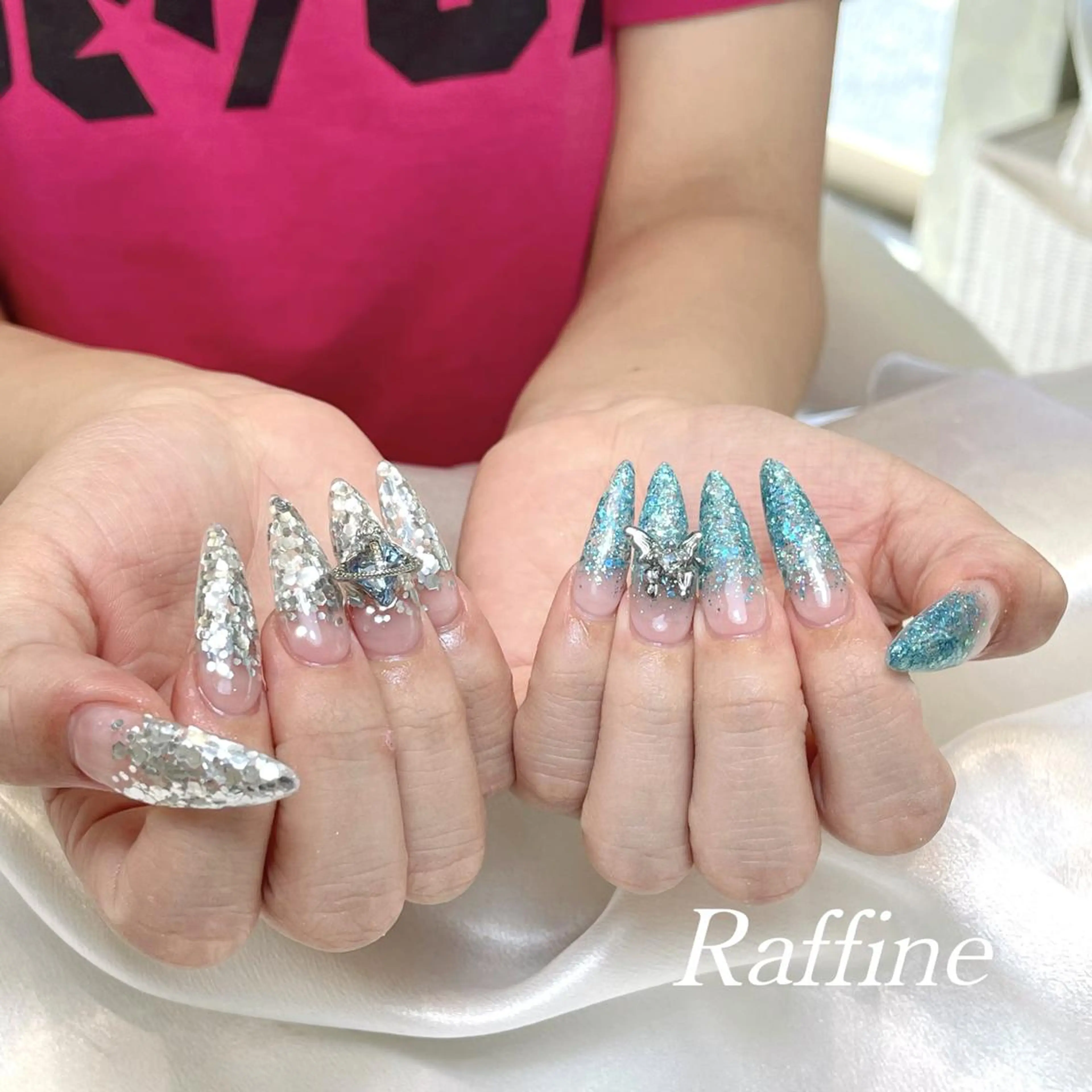 ネイル RAFFINE 月🦋🩵のネイルデザイン