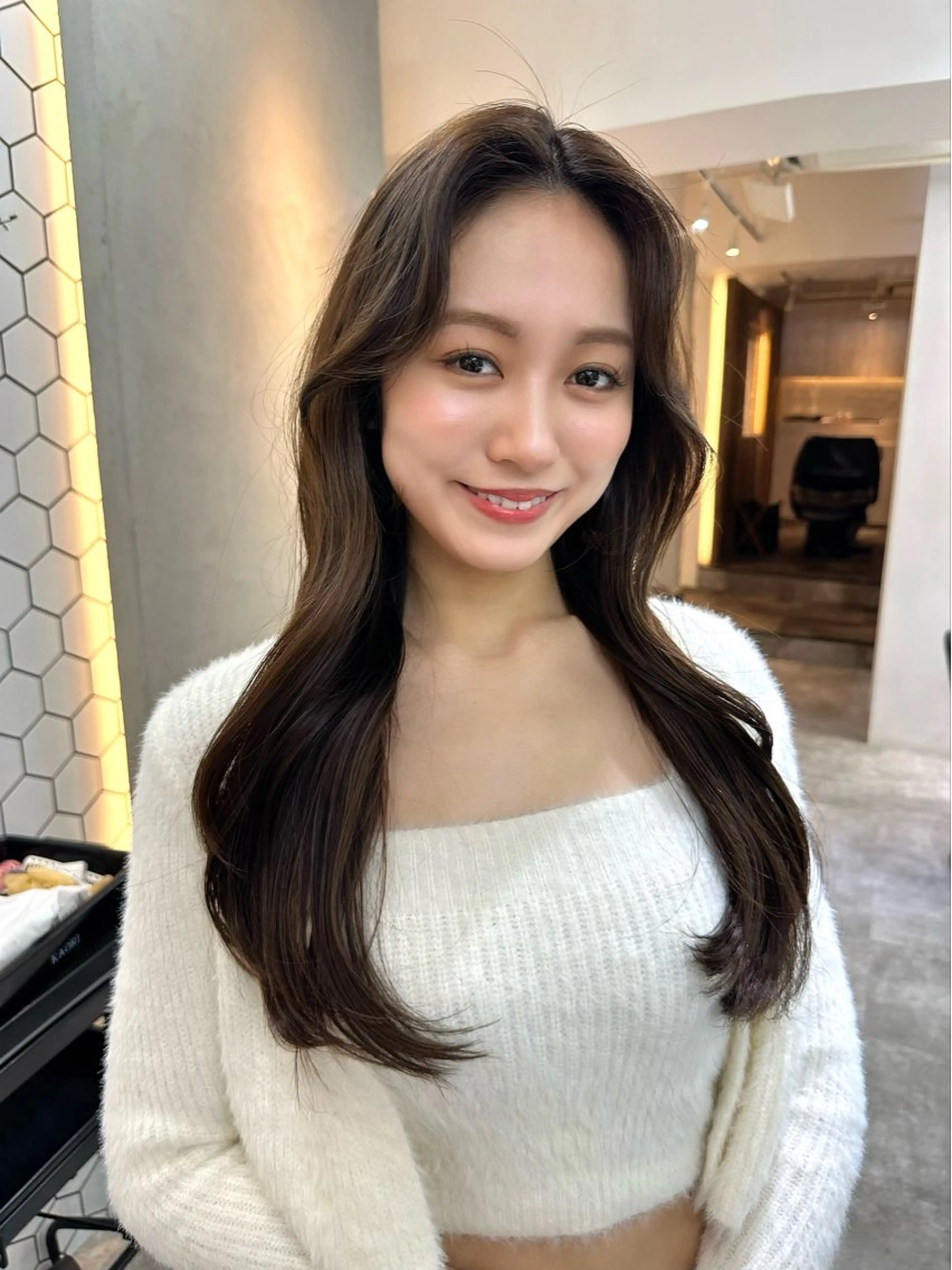 ロング カラー カット ヘアカラー トリートメント レイヤー 顔周り グレージュ/添田晃基のヘアスタイル