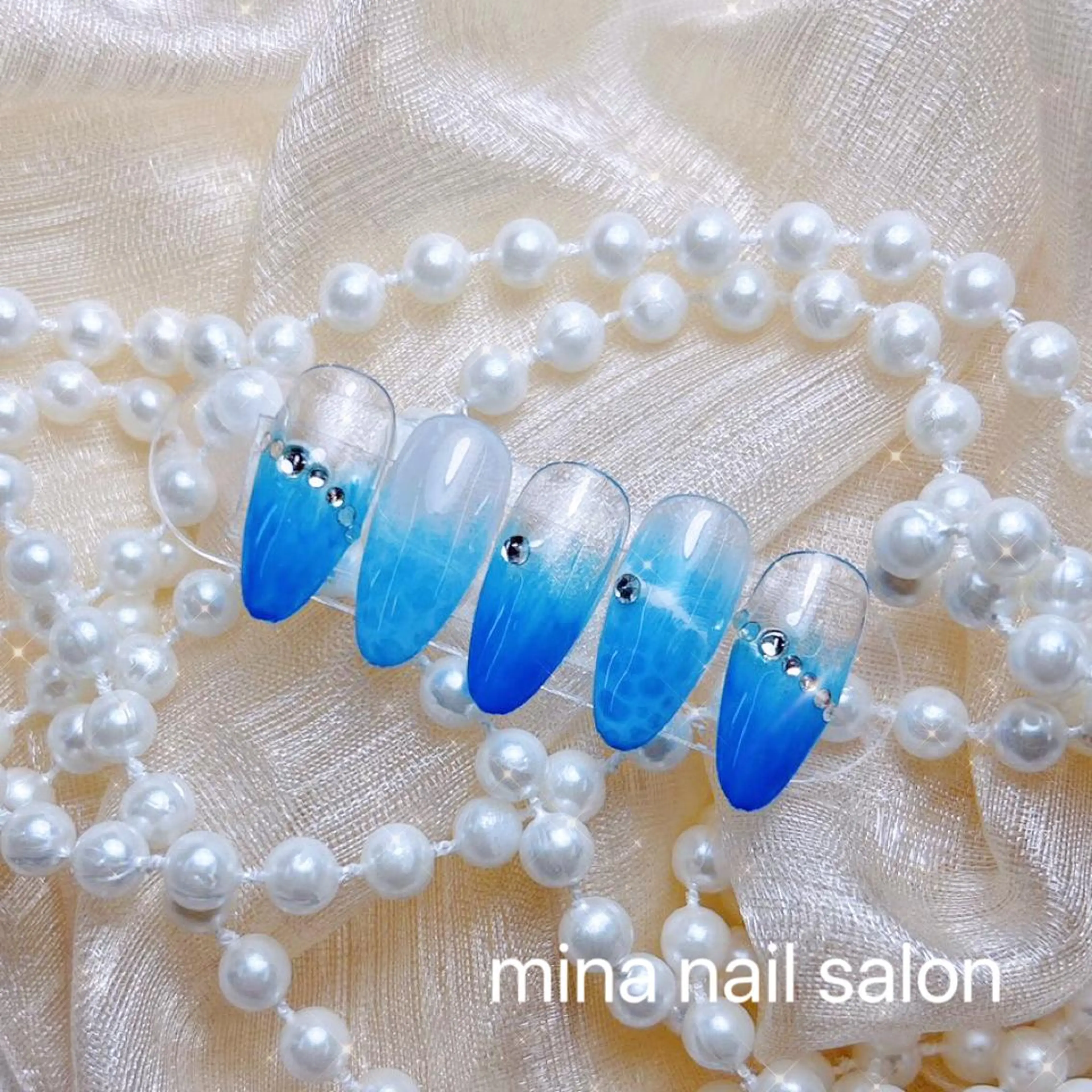 ネイル 🎀彩羽チップ 長さだし専門🎀のネイルデザイン