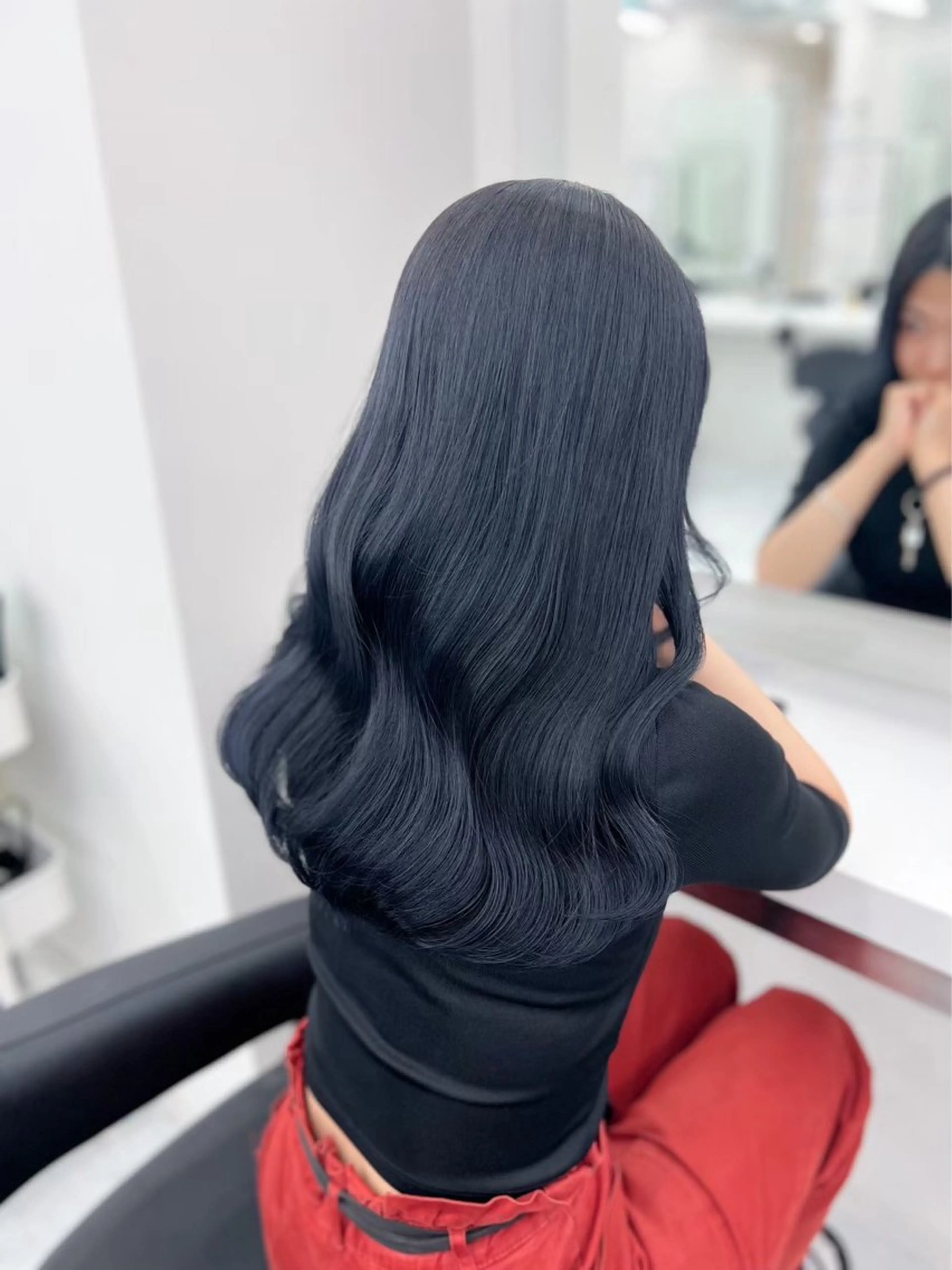 ロング ヘアカラー 大人上品🤍明るめ ベージュ🤍REOのヘアスタイル