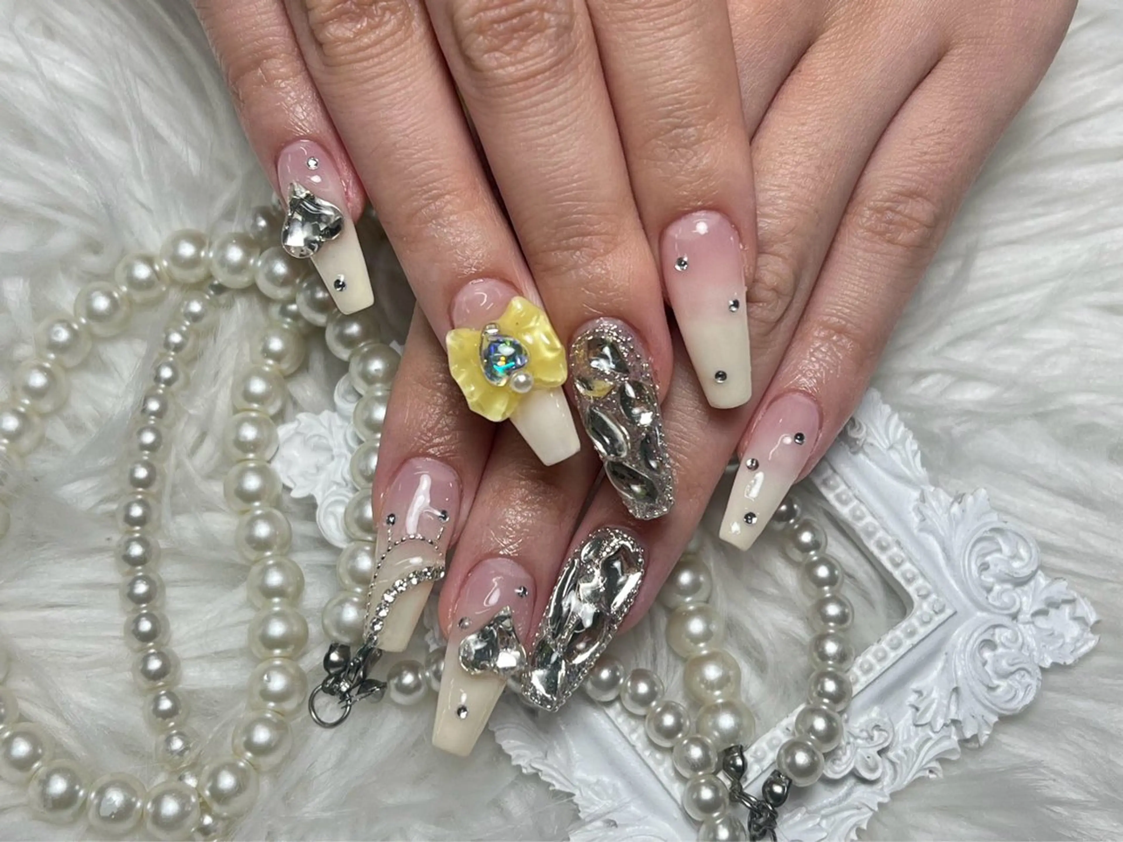 ネイル ハンドネイル ハンドケア For U nail スカルプ専門店のネイルデザイン
