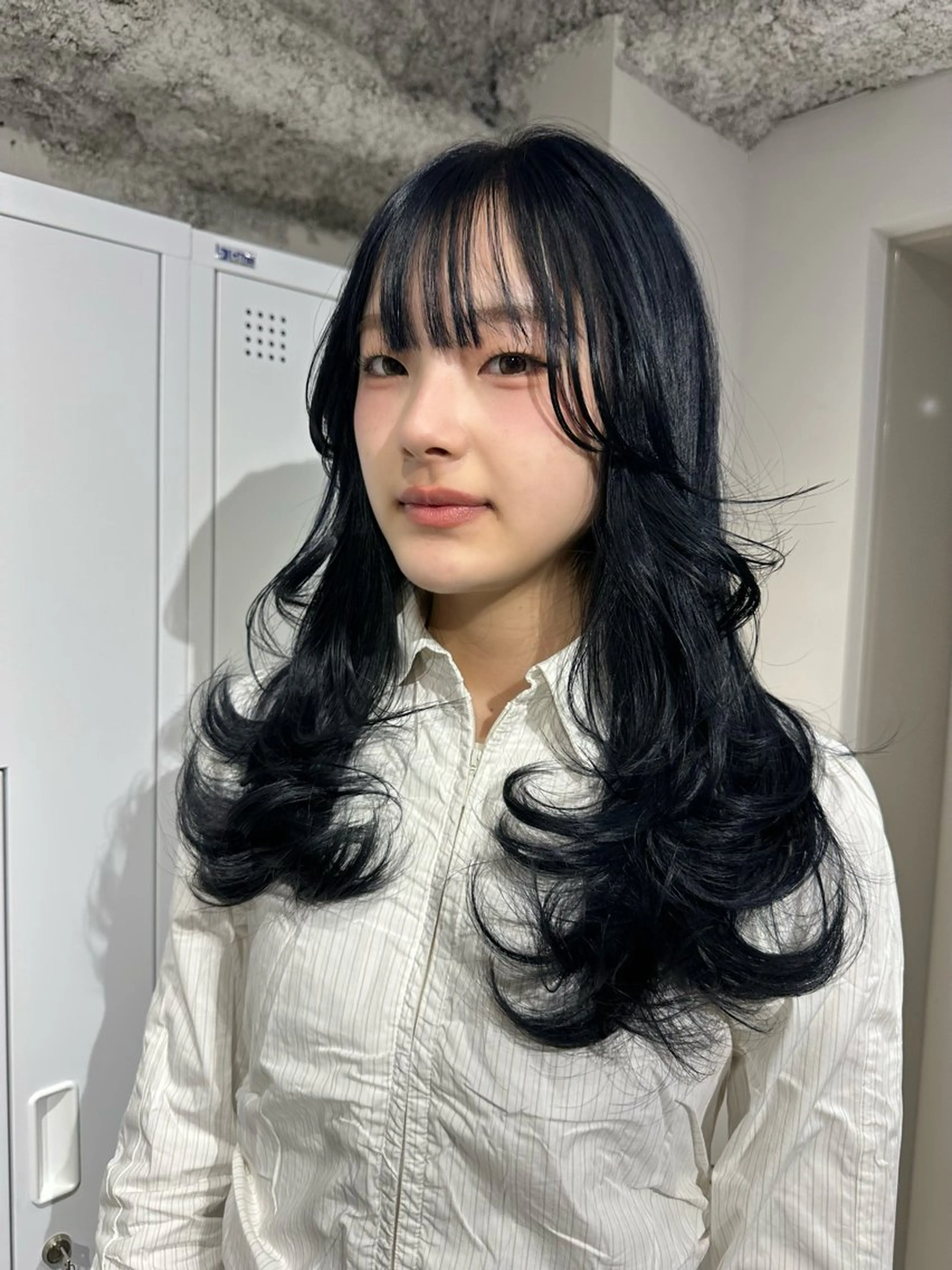 ミディアム カラー カット ヘアカラー トリートメント 海外風 レイヤー 💠MIKUのヘアスタイル