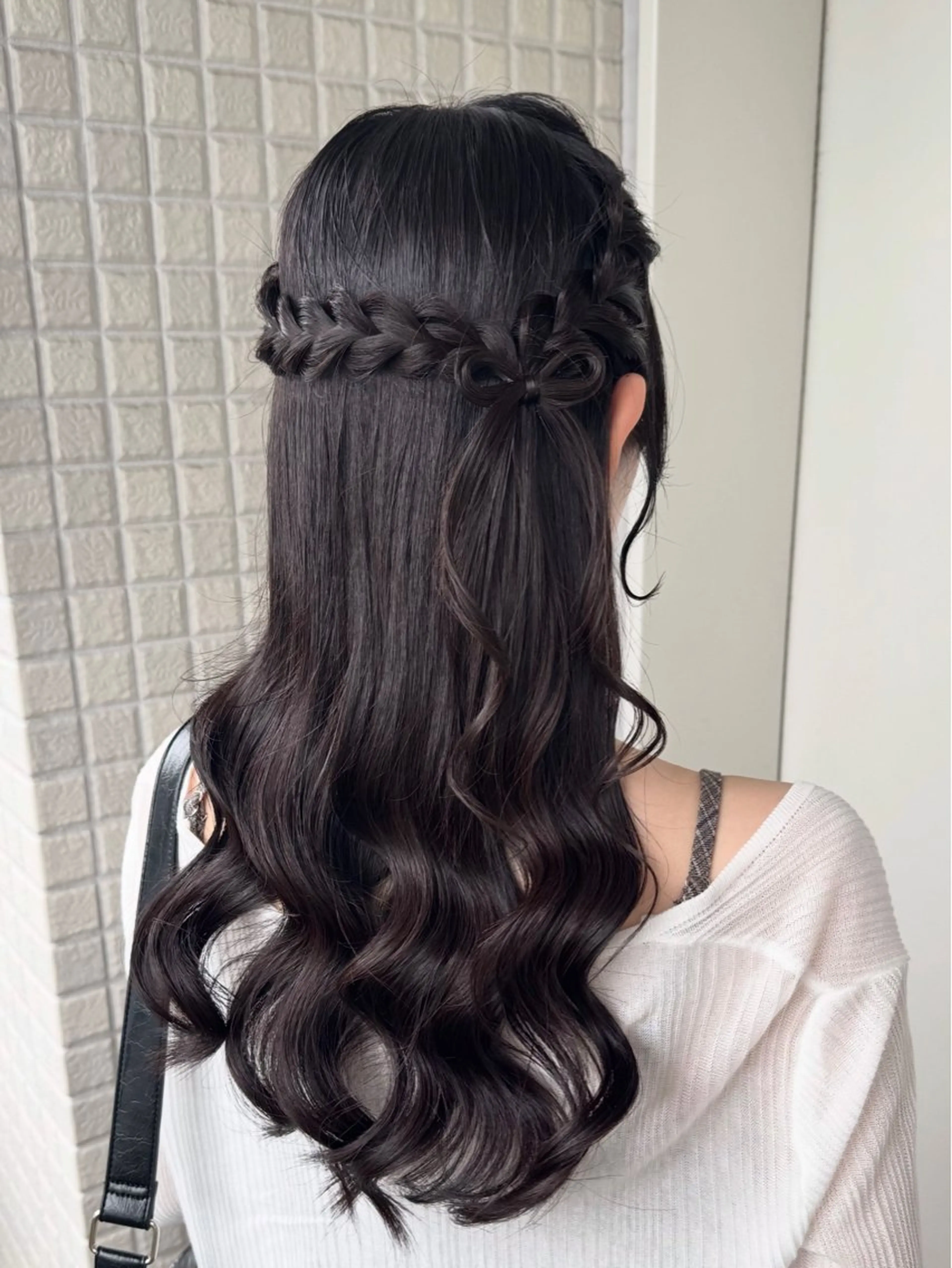 ロング ヘアアレンジ ヘアセット 縮毛矯正/艶ブラウン カラー/ヘアメひふみのヘアスタイル