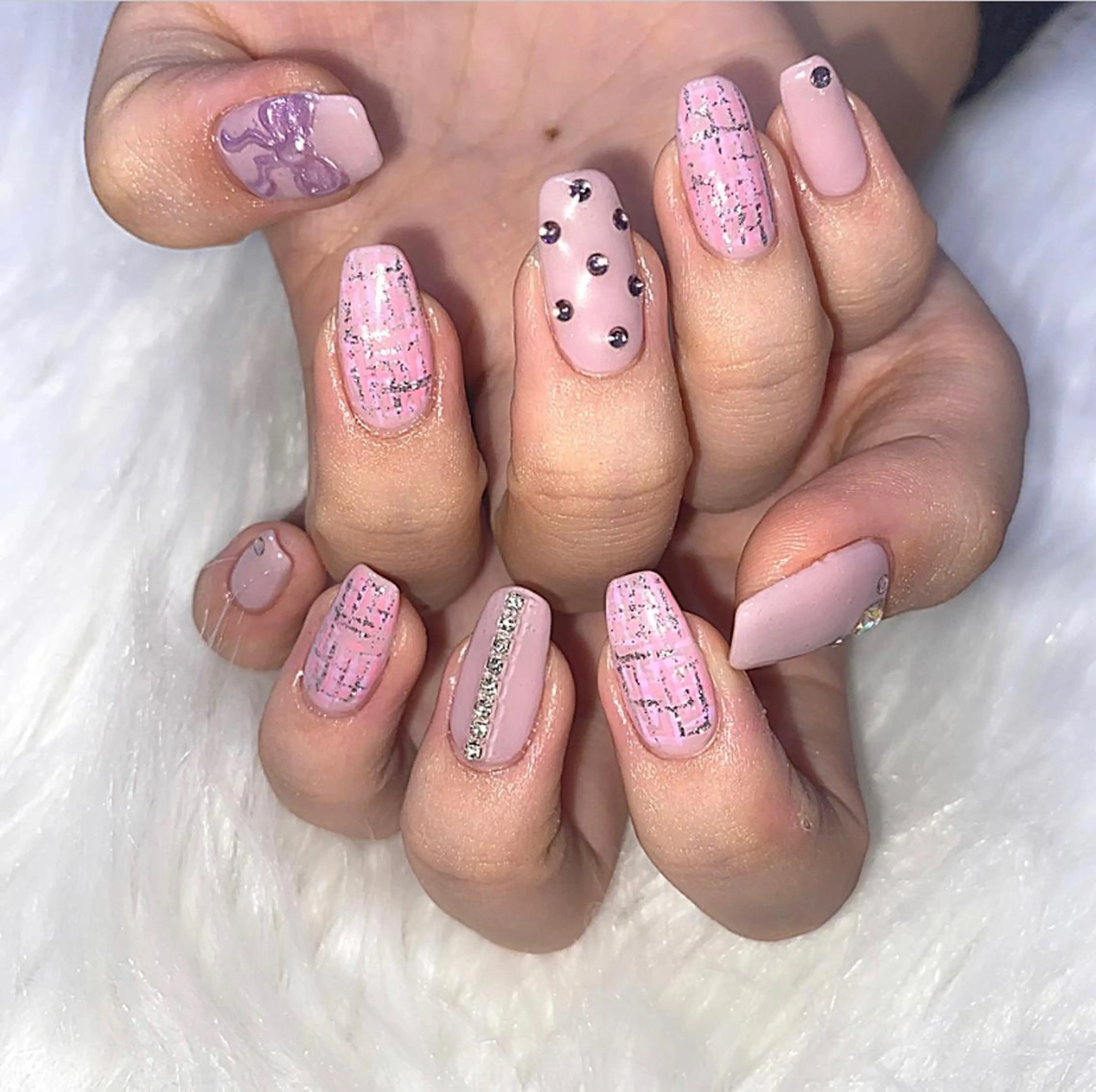 ネイル オーロラネイル フレンチネイル ジェルネイル パラジェル スカルプネイル Yudia 🫧Kyokaのネイルデザイン