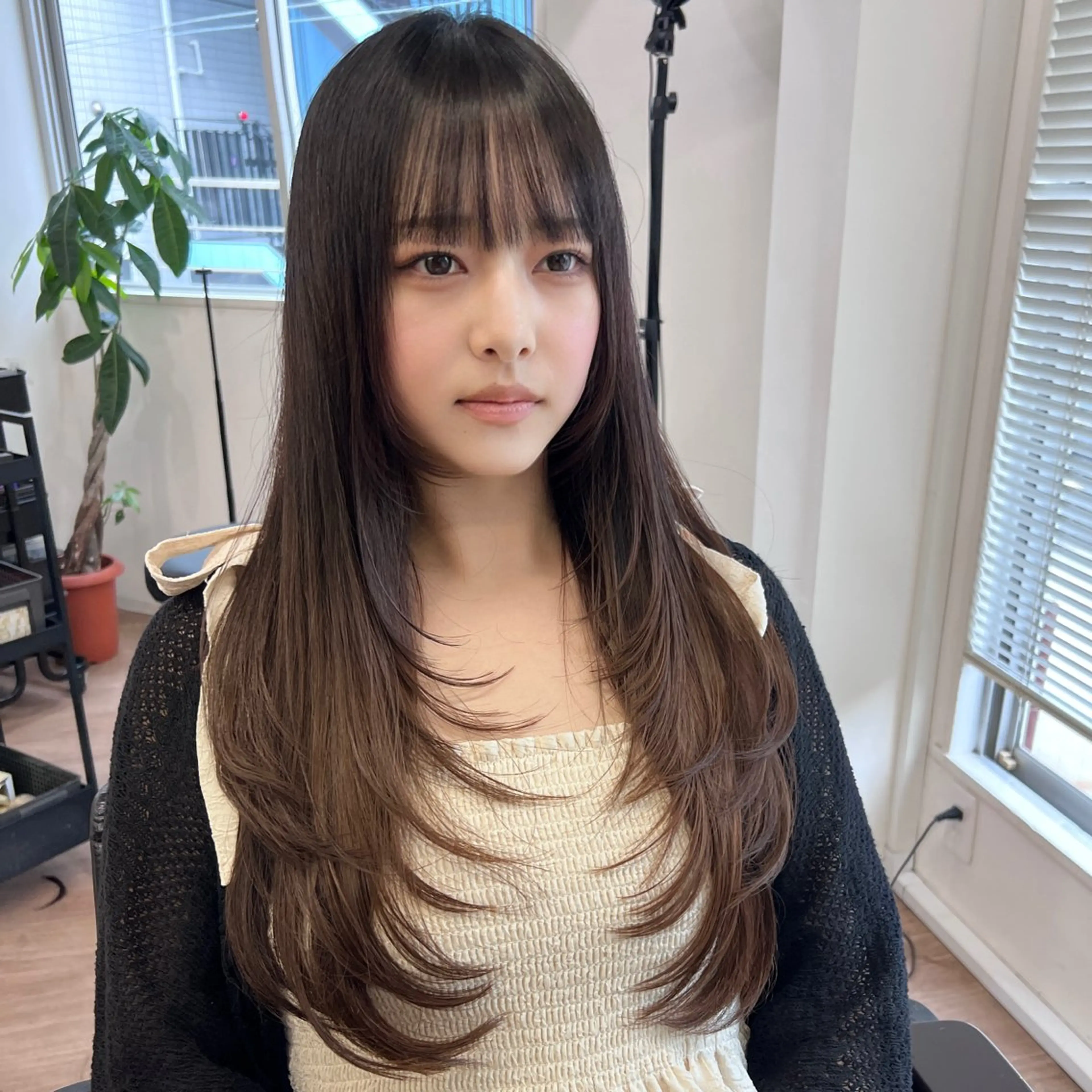 ロング カラー 髪質改善 レイヤーカット カット ヘアカラー トリートメント 韓国レイヤー×透明感 髪質改善　武田涼のヘアスタイル