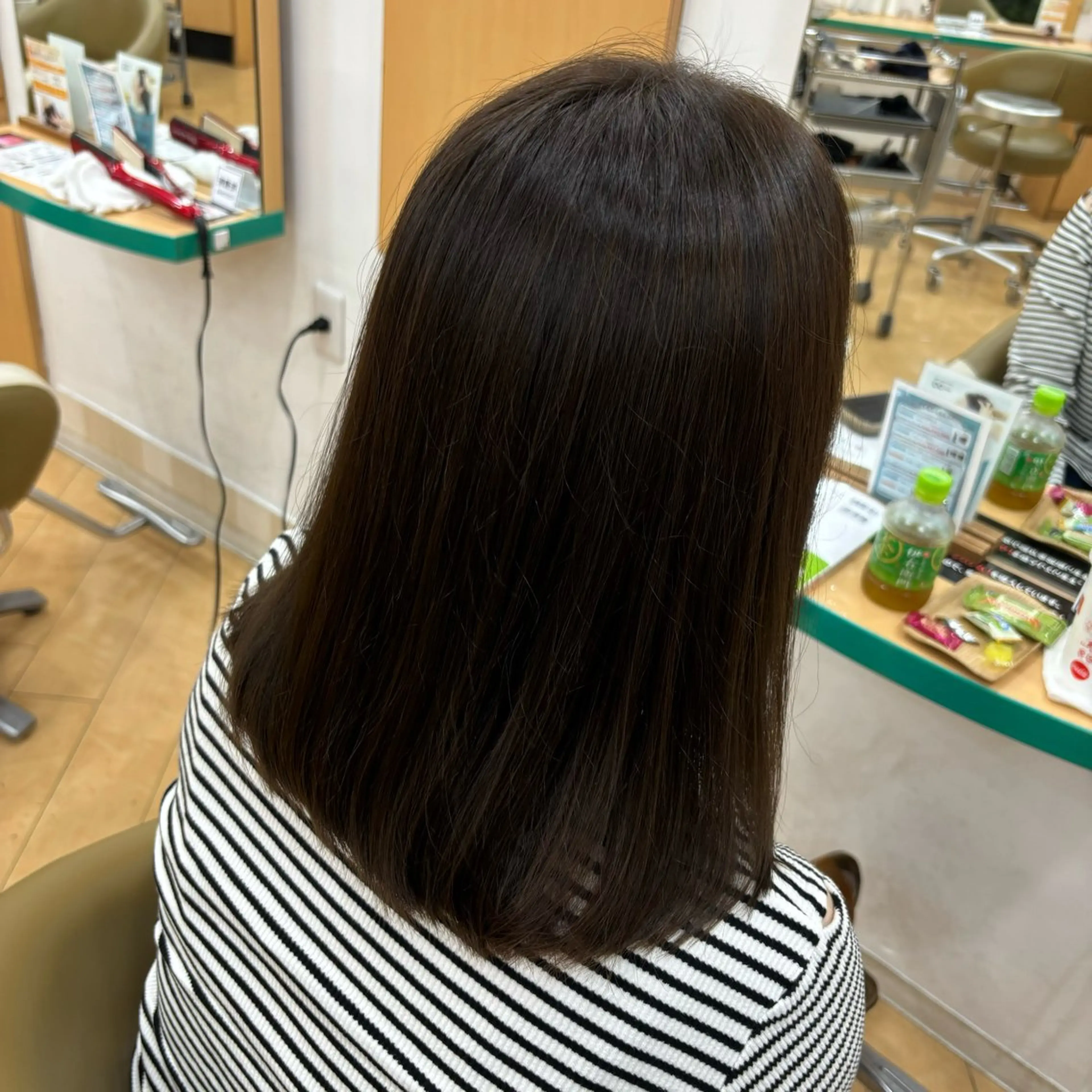 セミロング カラー 🎀🤍芦澤 李音🤍🎀のヘアスタイル
