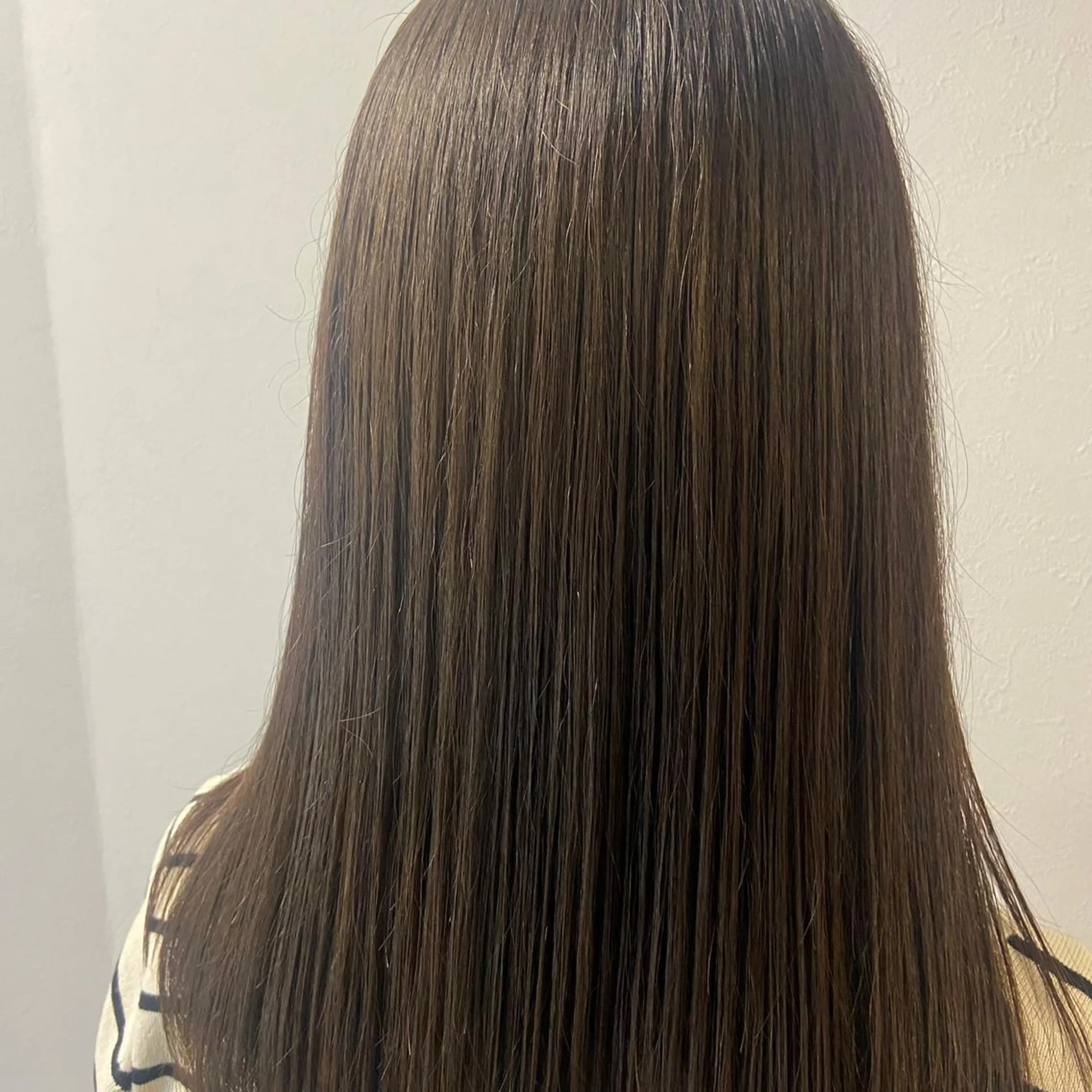 セミロング カラー カット ヘアカラー トリートメント natsumi / N°ariaのヘアスタイル