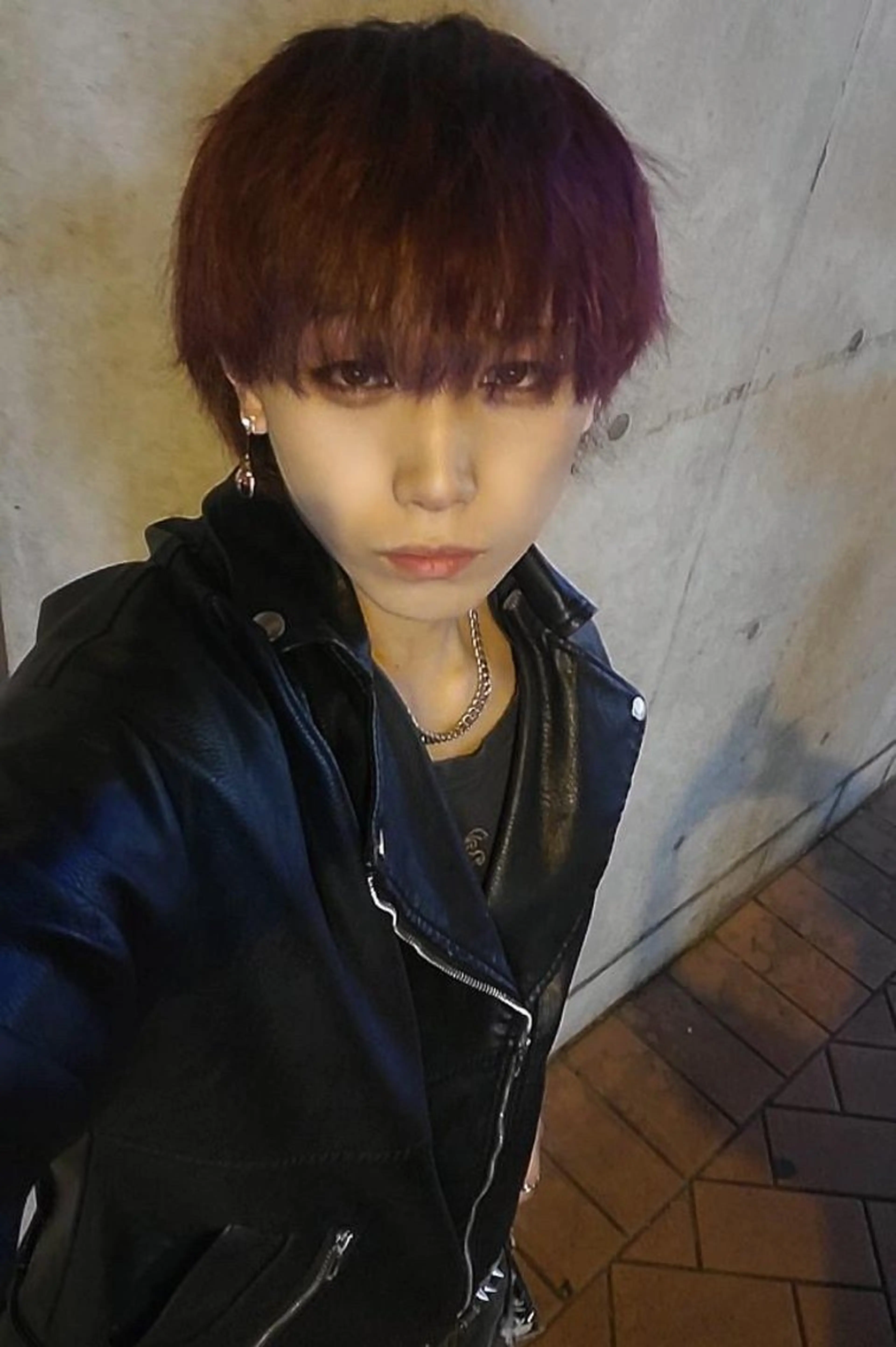 ショート カラー メンズ メンズブリーチ メンズハイトーン メンズウルフカット ブリーチ デザインカラー カット ヘアカラー トリートメント sunc所属・レイヤーカット ワンホンヘアそうたのヘアスタイル