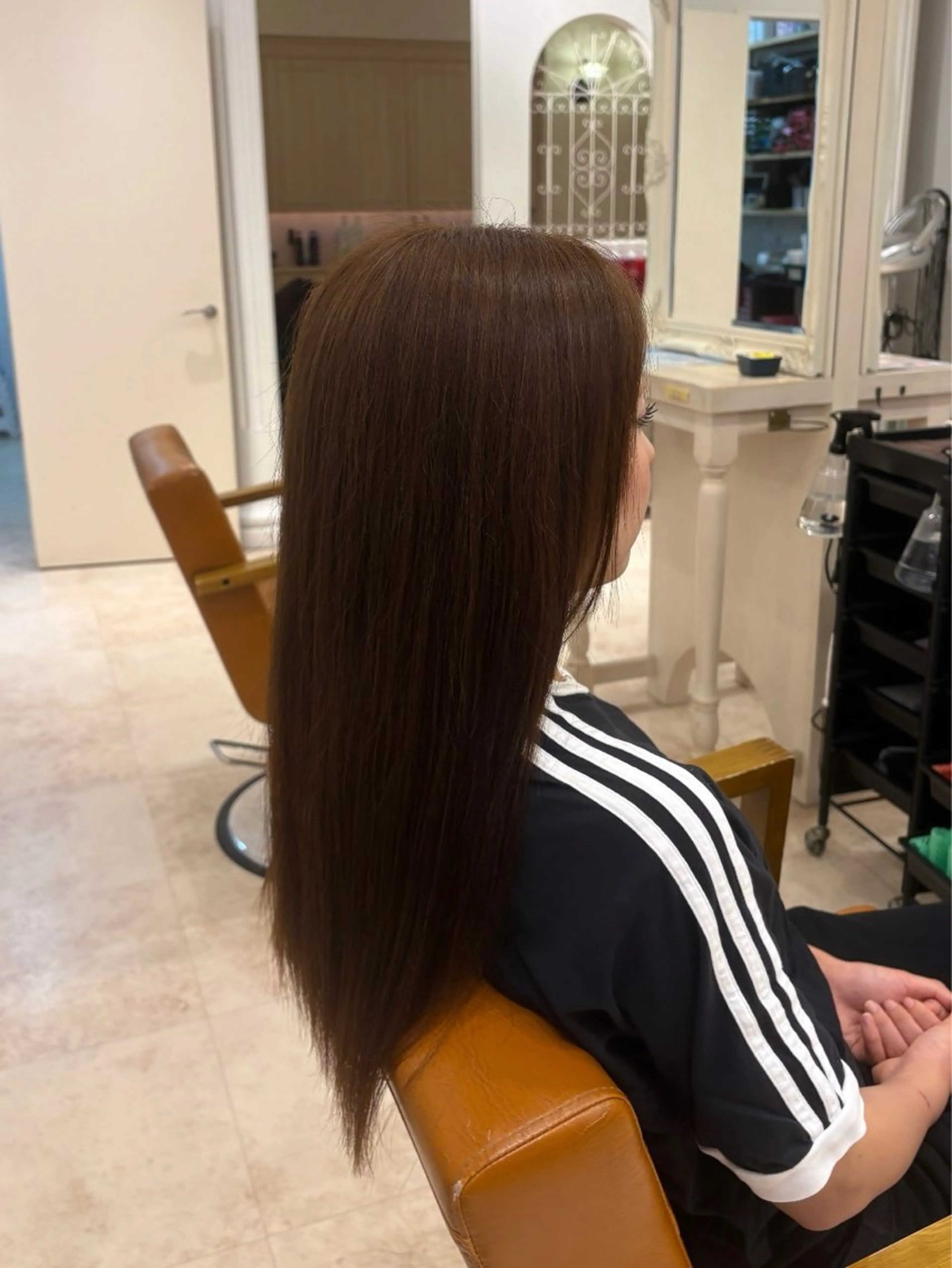 ロング カラー ブリーチ ブリーチなしカラー ヘアカラー 岩崎 玲花のヘアスタイル