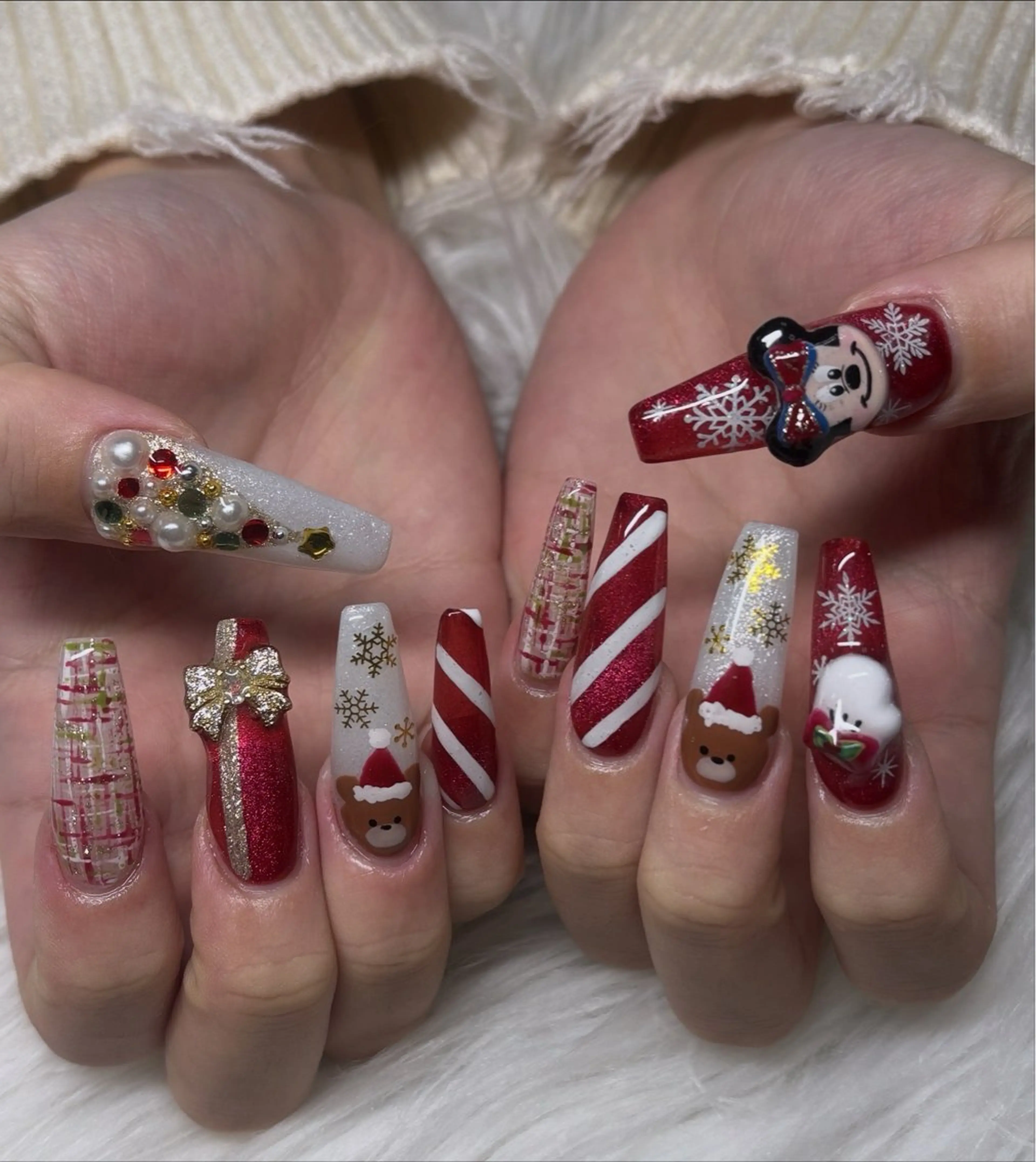 ネイル 冬ネイル クリスマス ハンドネイル yu zuのネイルデザイン