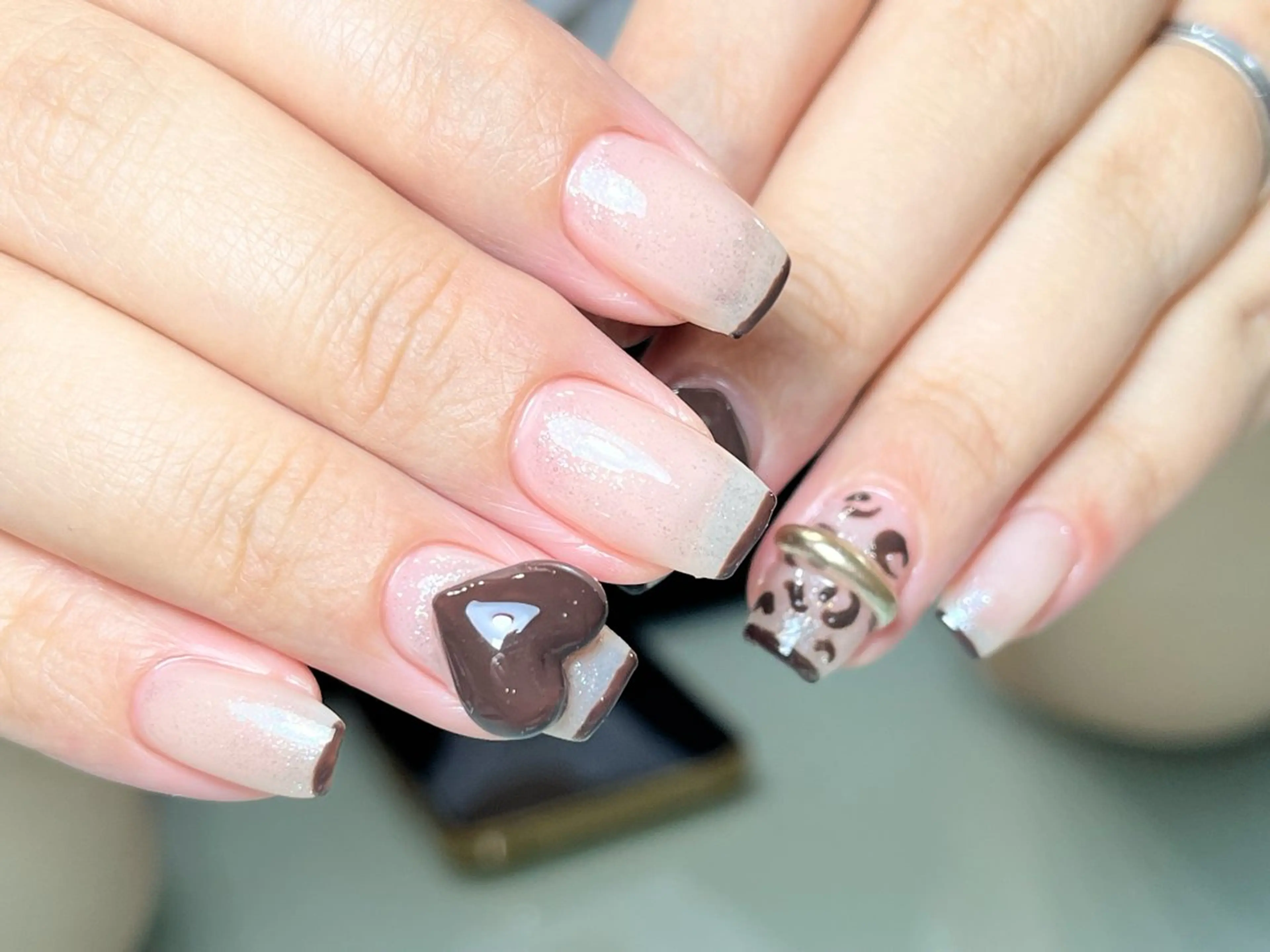 ミディアム ハンドネイル nail salon freesiaのネイルデザイン