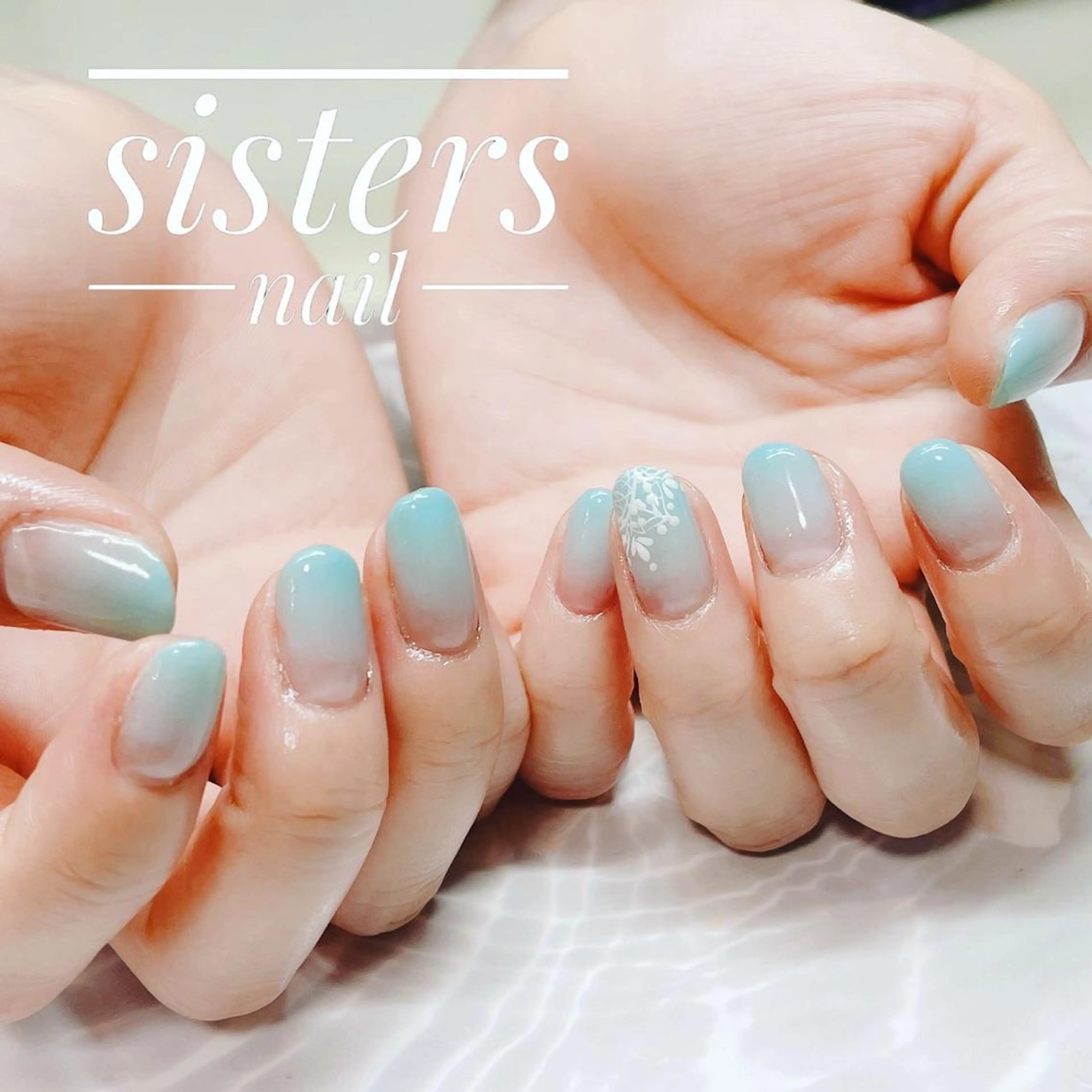 ネイル アートネイル ブルー ガーリー グラデーション レース sisters nail.fのネイルデザイン