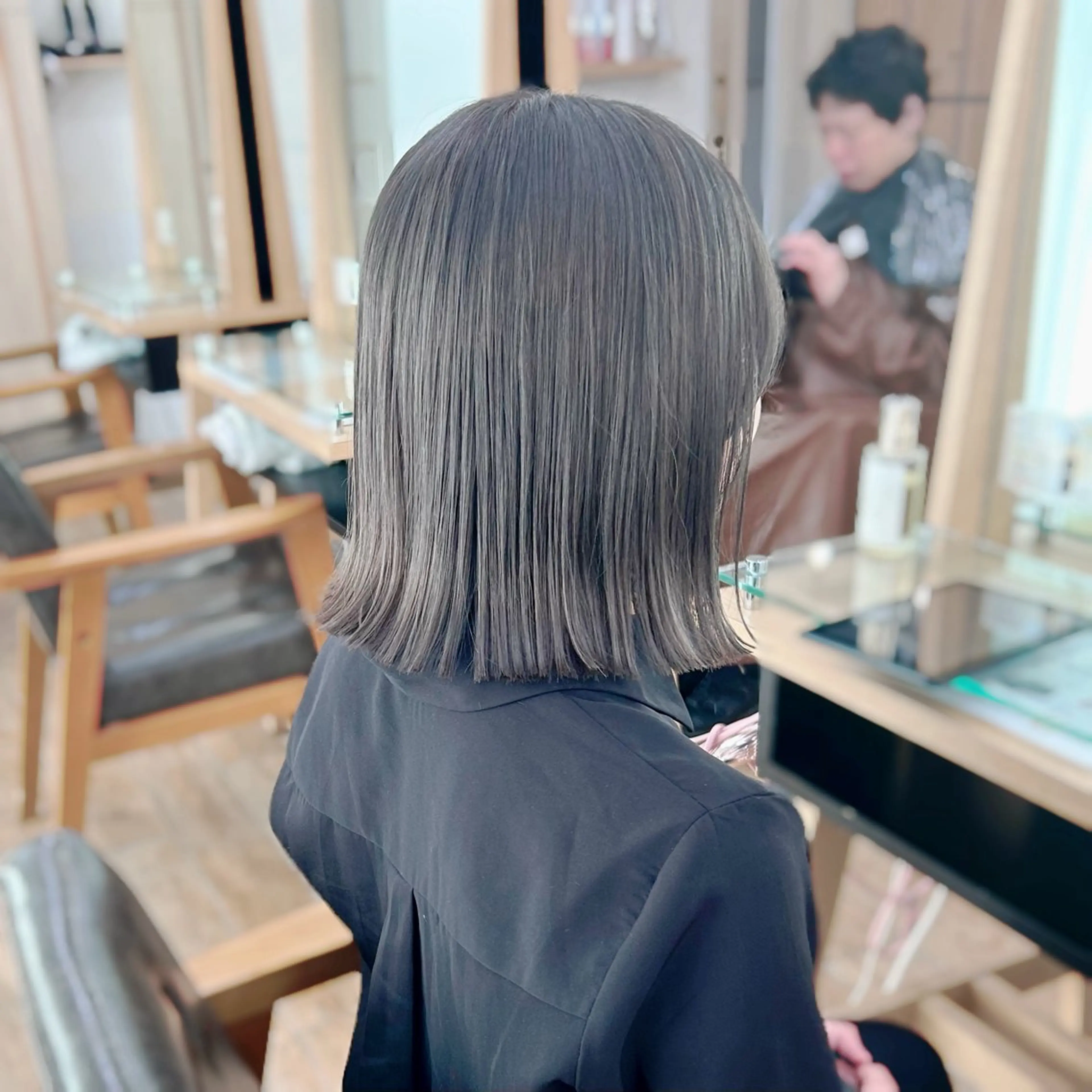 ミディアム カラー カット ヘアカラー 🎀オタク美容師艶髪 カラーERINA🎀のヘアスタイル