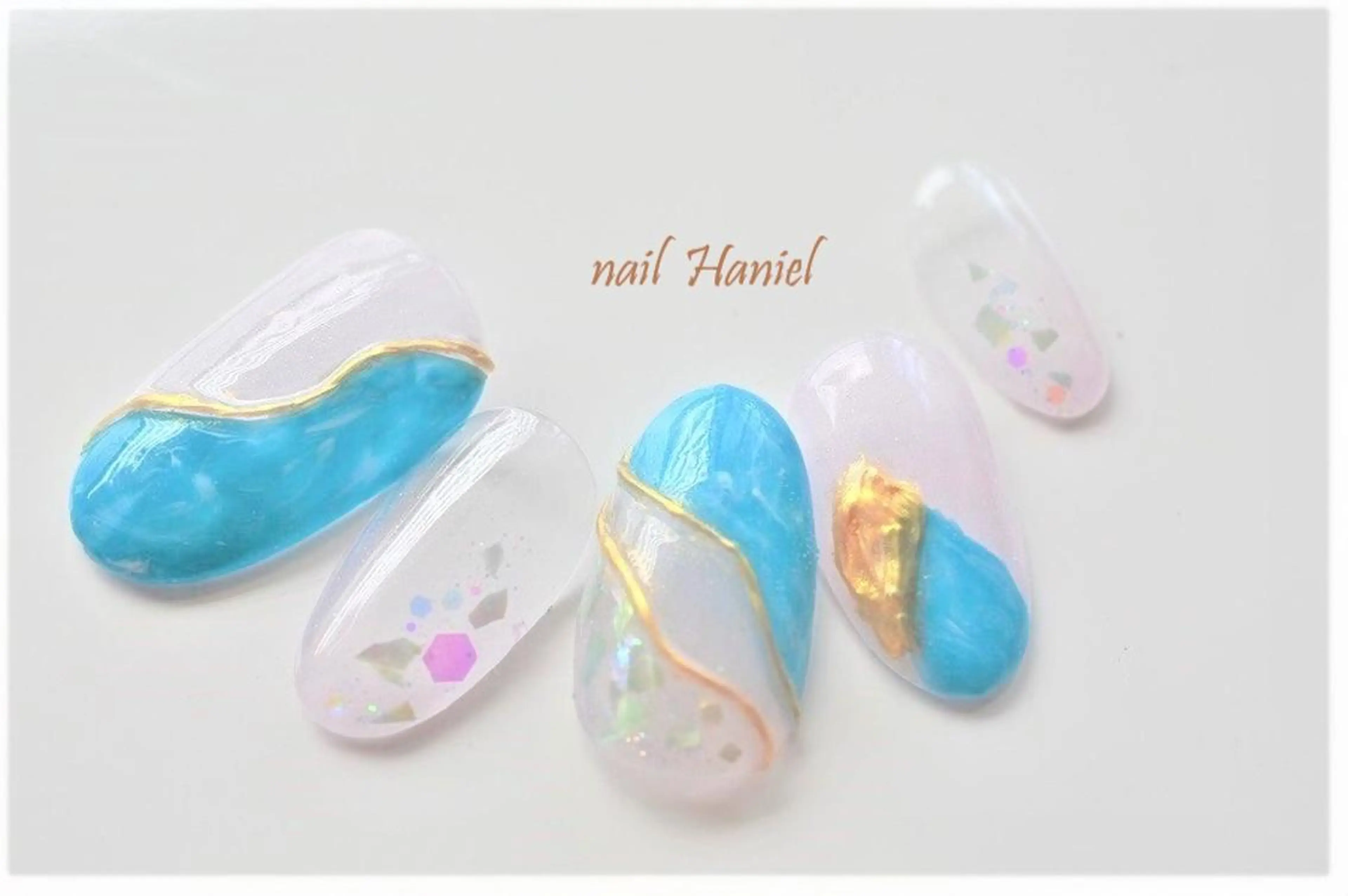 ネイル フットネイル ジェルネイル キラキラネイル 夏ネイル nail Haniel所属・半蔵門サロンハニエル 魅神 ちよのネイルデザイン