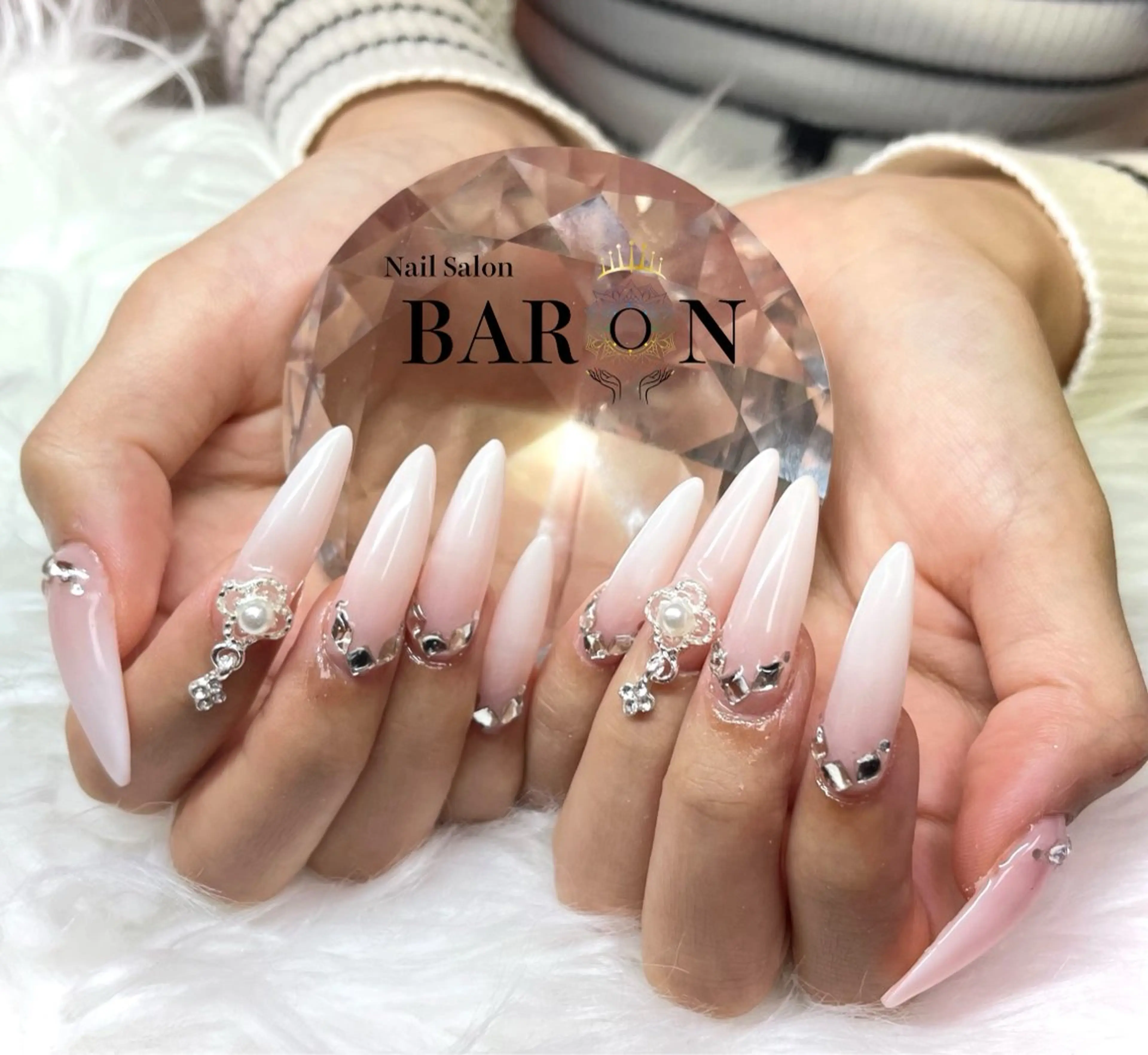 ネイル ハンドネイル 👑BARON👑 NATSUMIのネイルデザイン