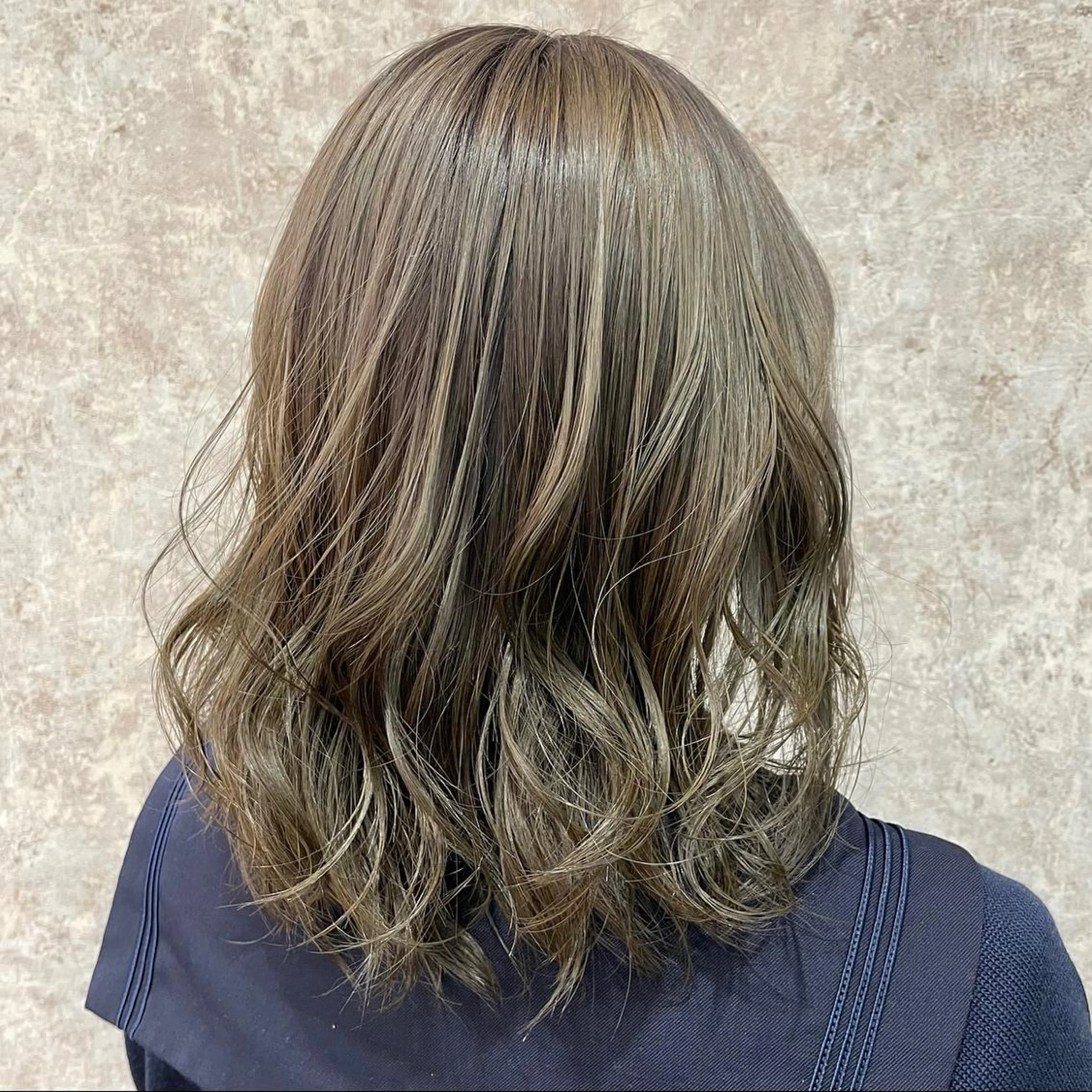 カラー piLLon/ RYUKAのヘアスタイル