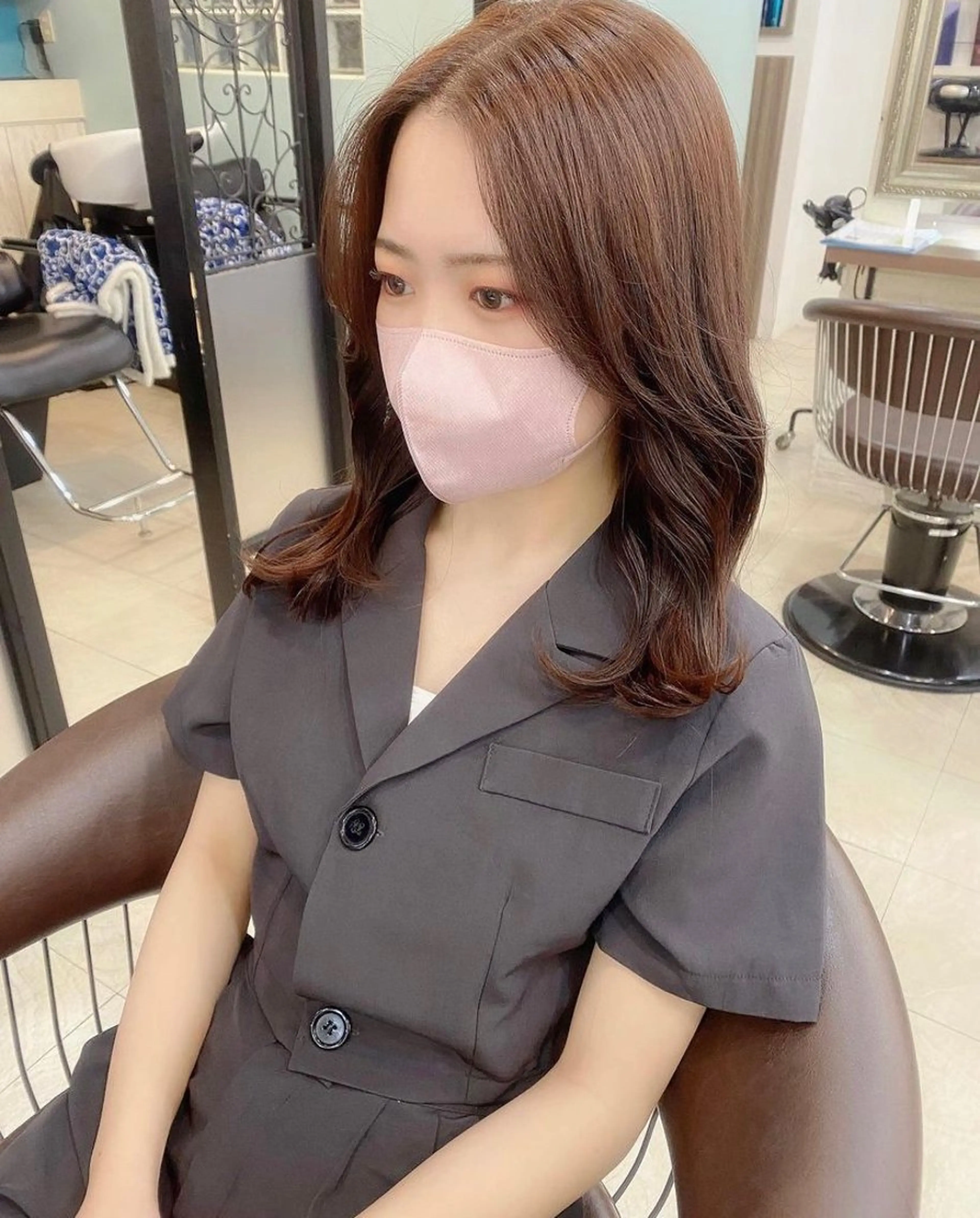 ミディアム 韓国風ヘア kame🤍 韓国ヘア🇰🇷🖤のヘアスタイル