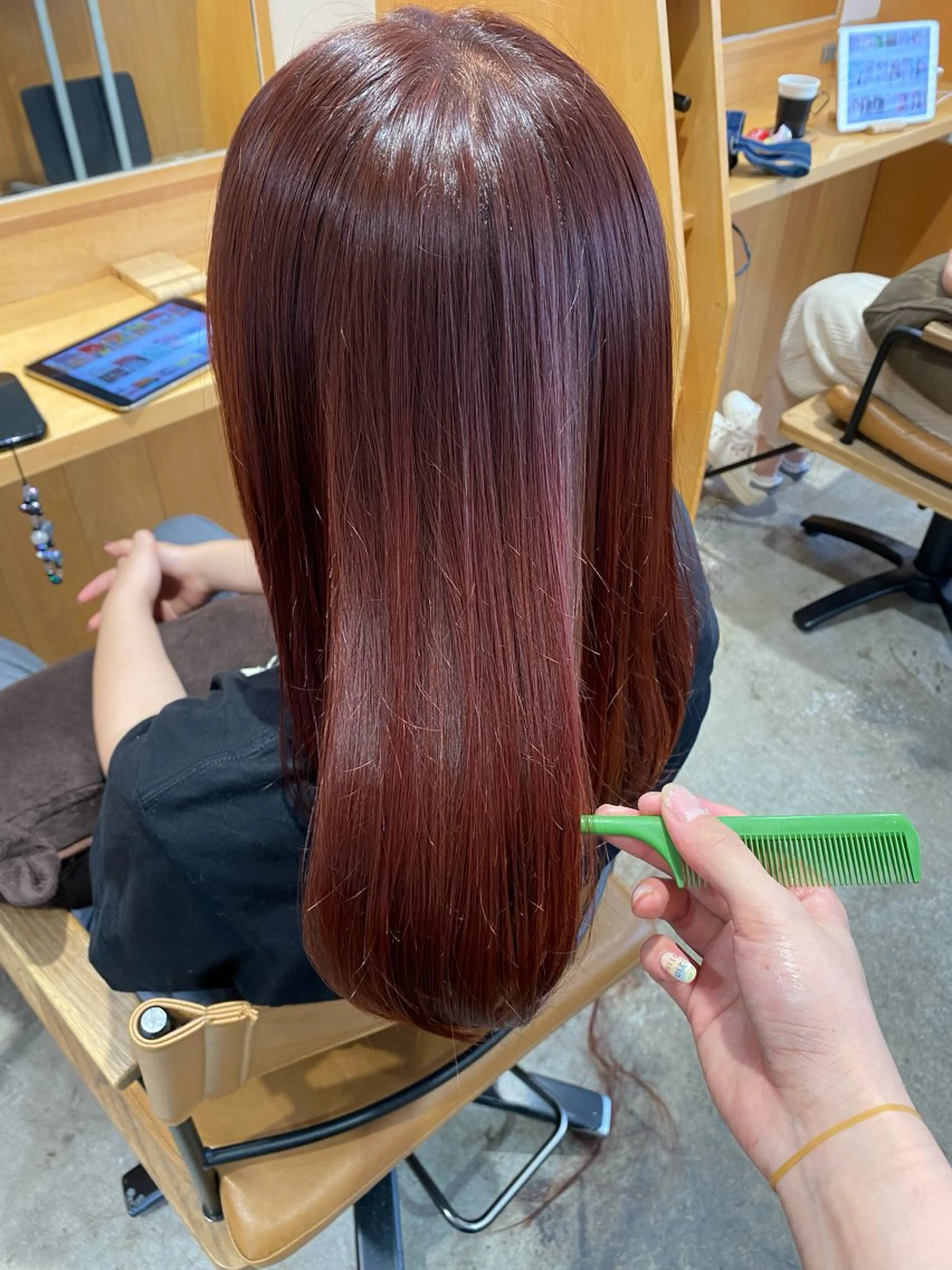 セミロング ピンクブラウン ヘアカラー SALOWIN銀座PAYⅡ店所属・GINZARay2 風本朱里🐥のヘアスタイル