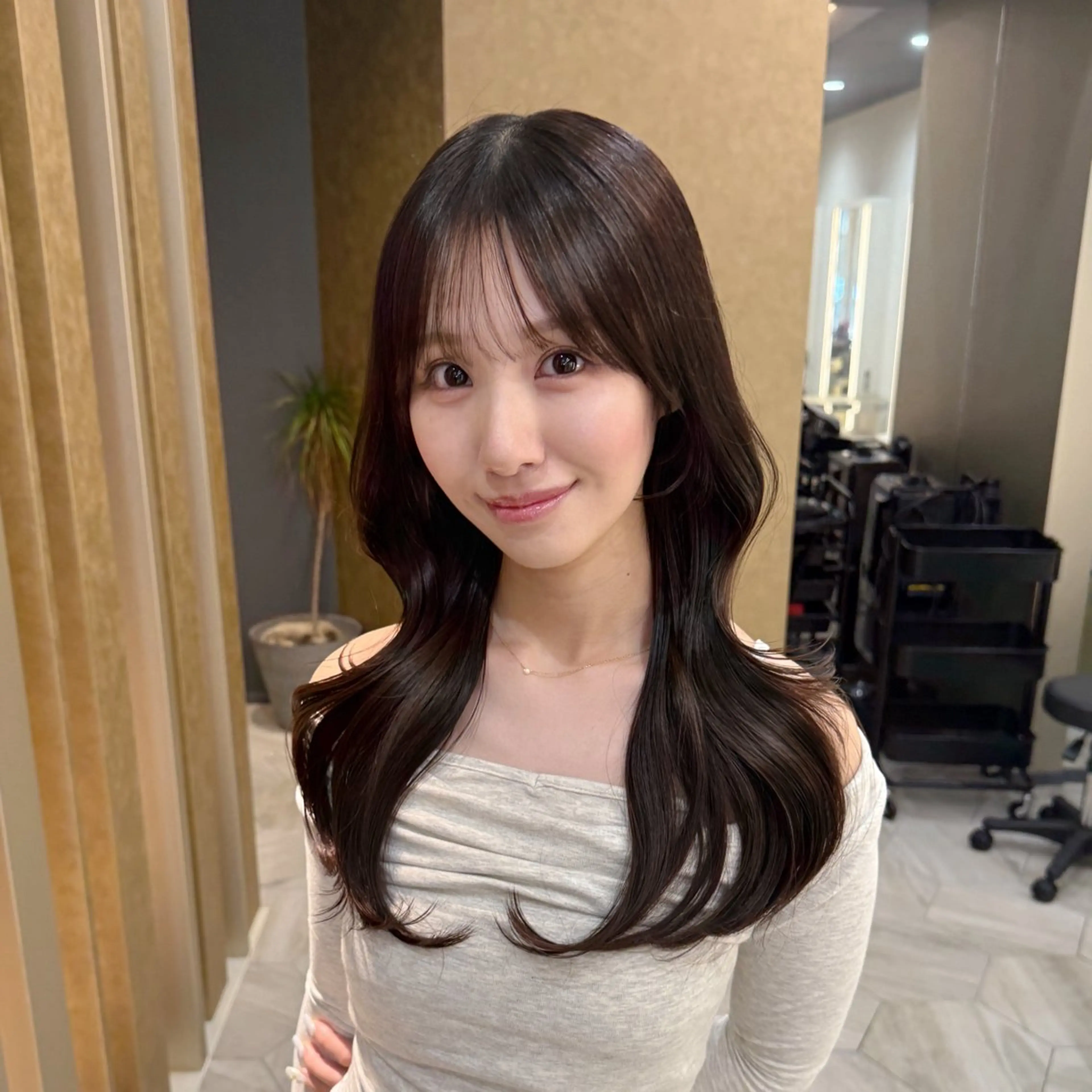ロング ヨシンモリ レイヤーカット ロング カット ヘアカラー レイヤーカット職人/ TAIGAのヘアスタイル