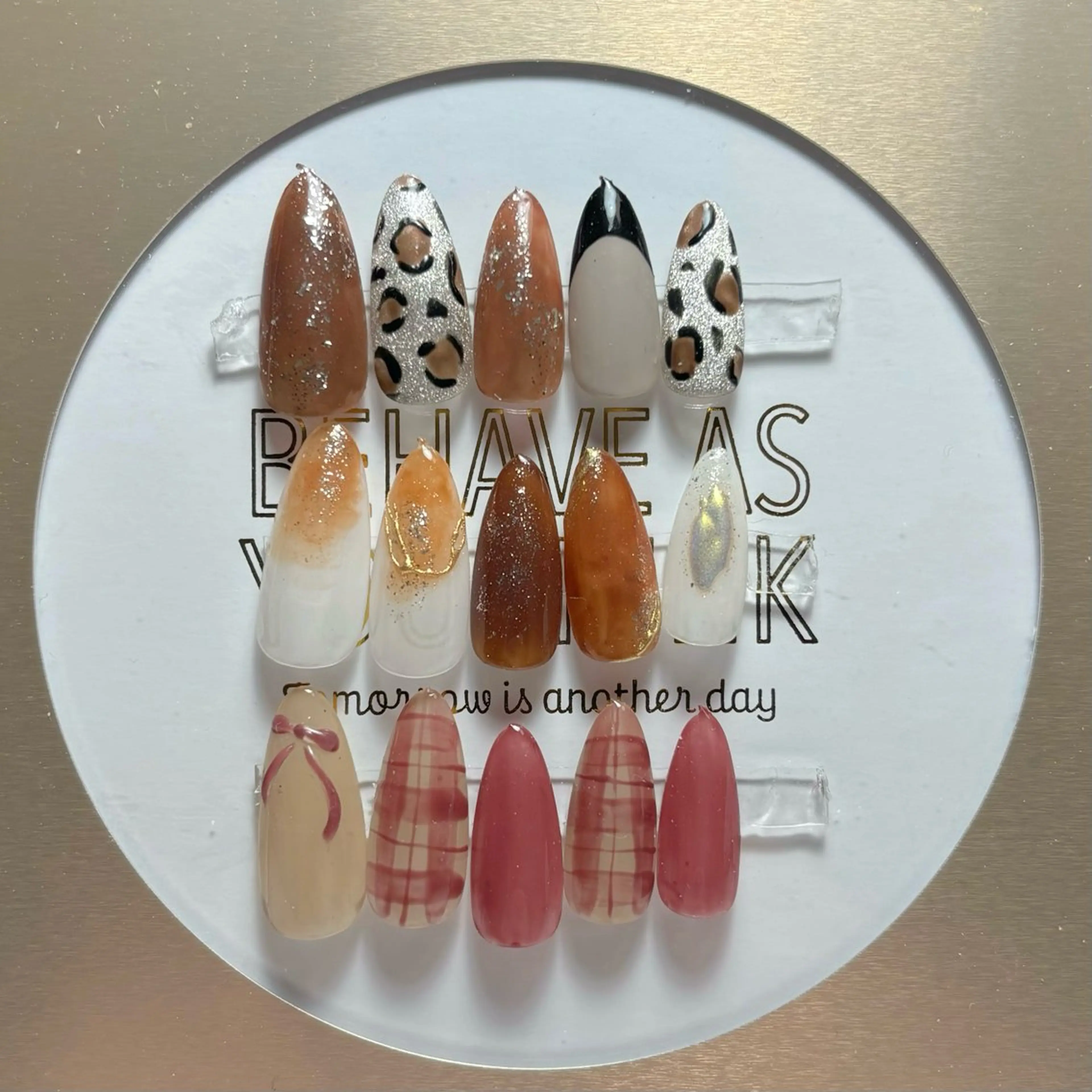 〈hand〉ボリューム定額デザインネイルの写真