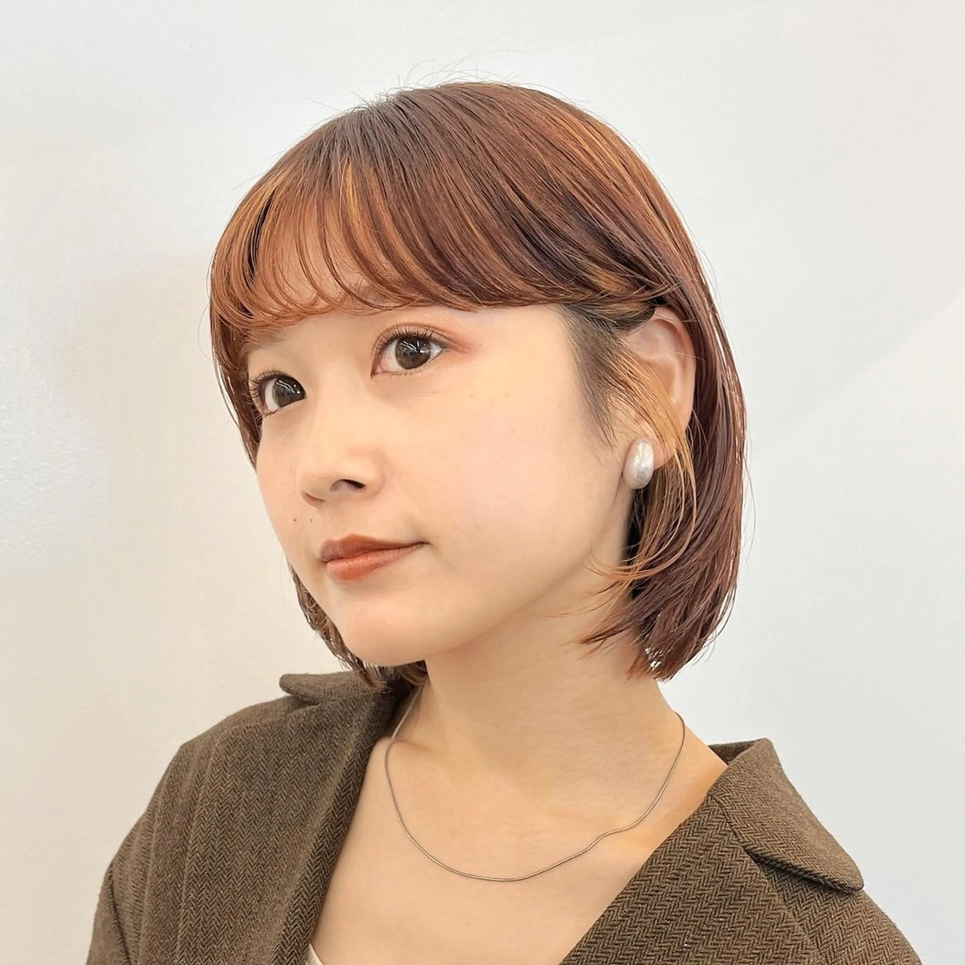ショート カラー ヘアアレンジ ブラウンカラー デザインカラー ハイライトカラー オレンジ オレンジブラウン カット ヘアカラー トリートメント 🌱ボブ/レイヤー/ ベージュ/あやみ✨のヘアスタイル