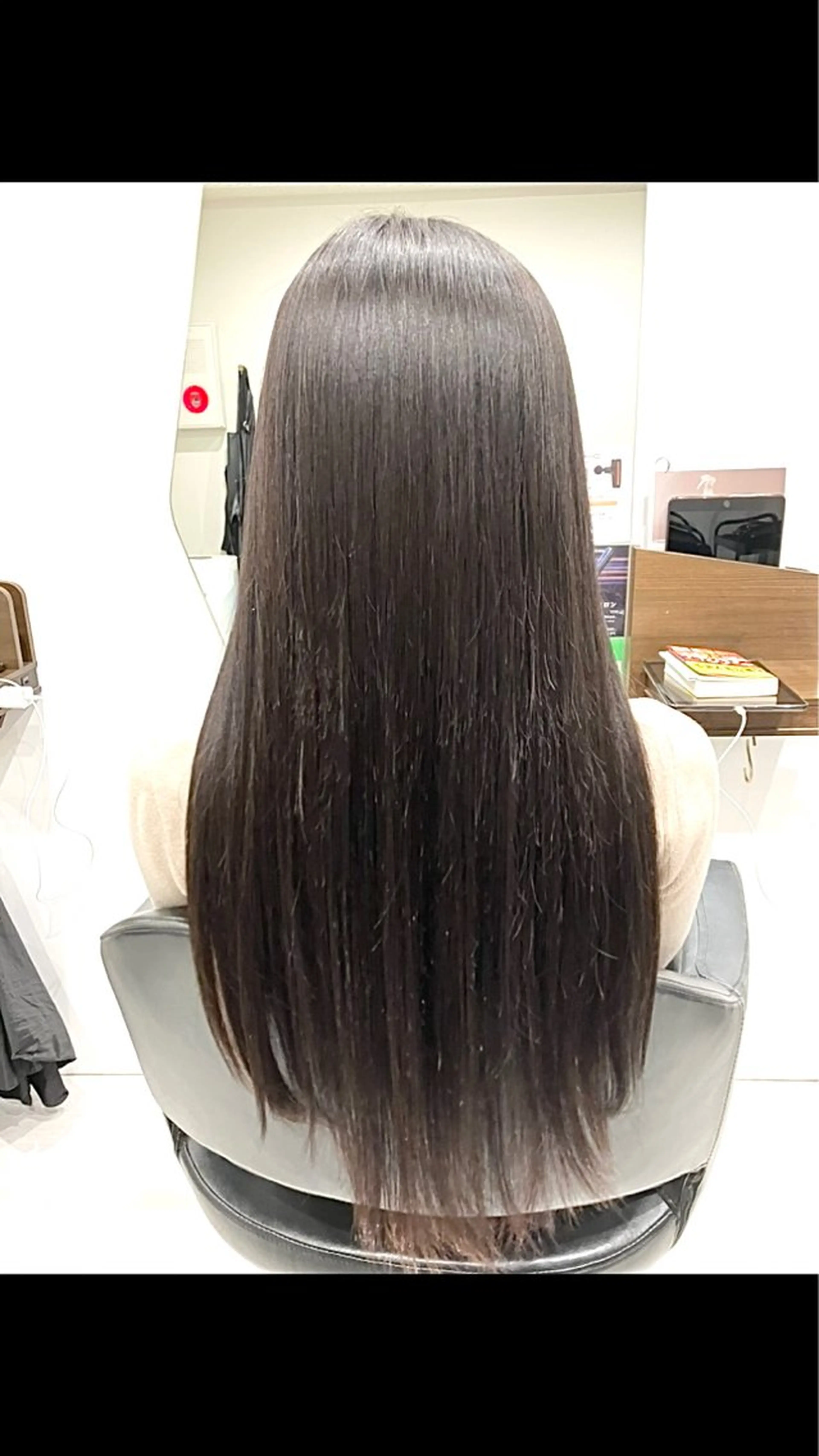 ロング 縮毛矯正 🌟練馬の ケンシロウ⭐️のヘアスタイル