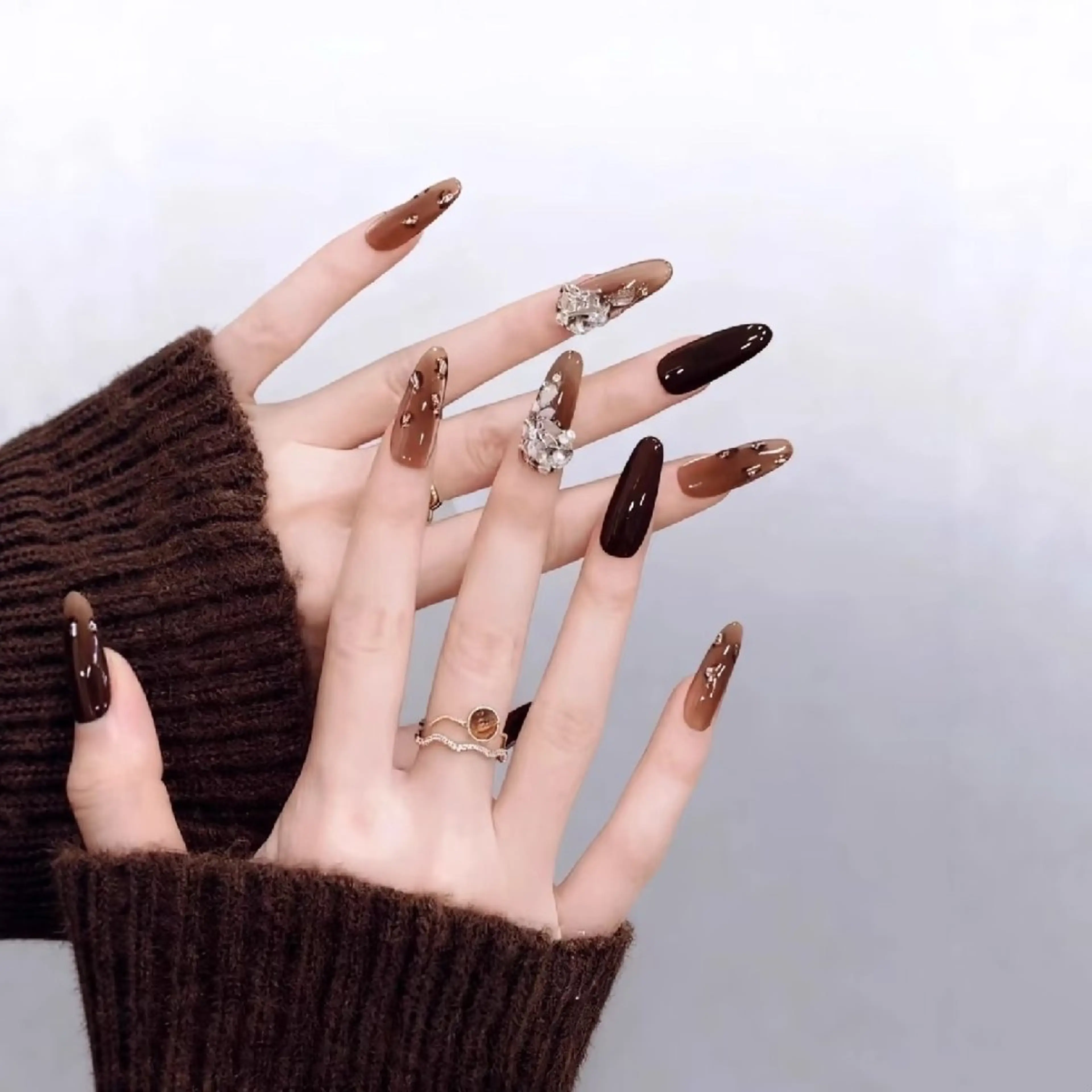 ネイル ハンドネイル ハンドケア Hana Bloom Nail💗YUIのネイルデザイン