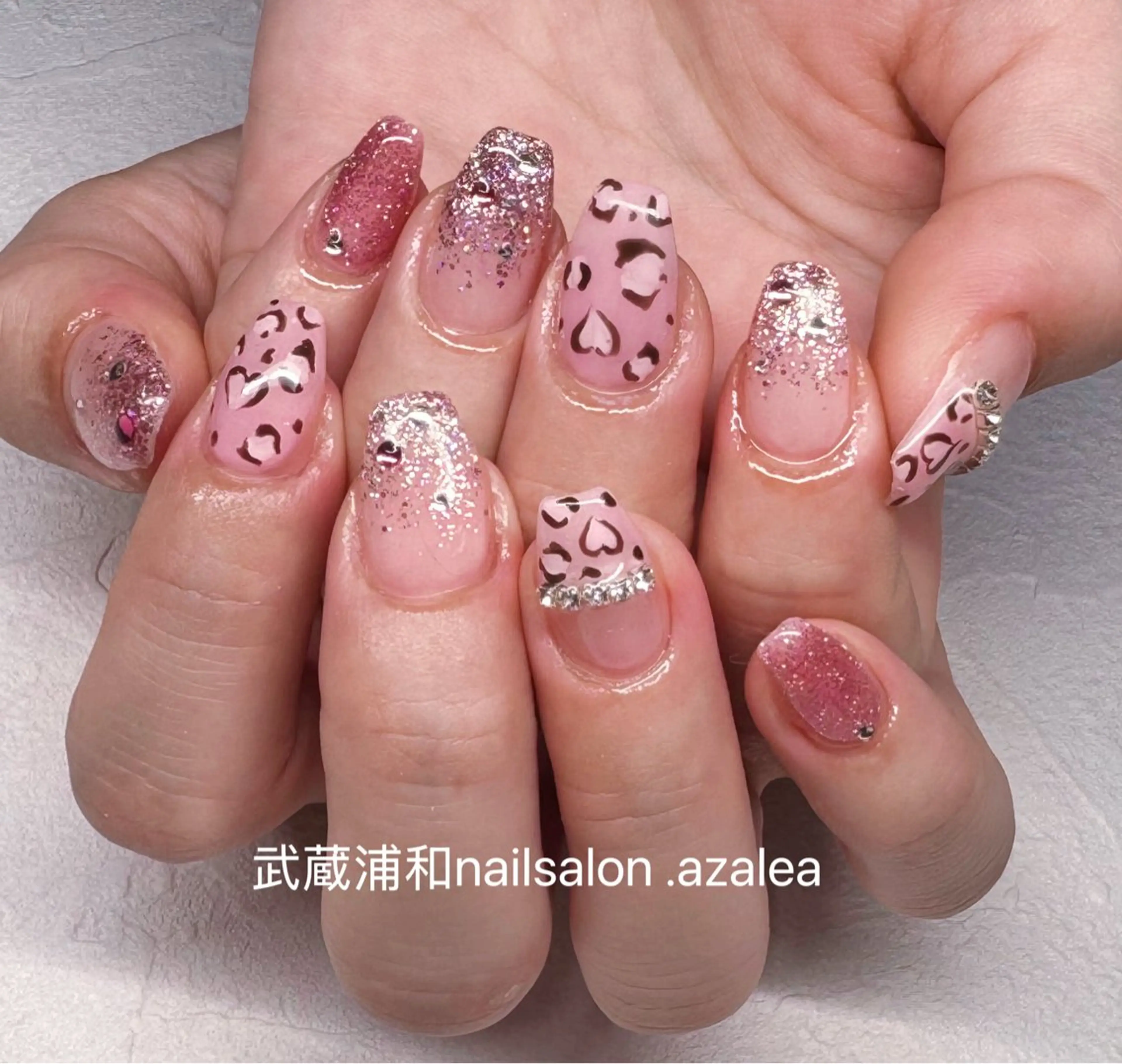 ネイル ハンドネイル R inのネイルデザイン