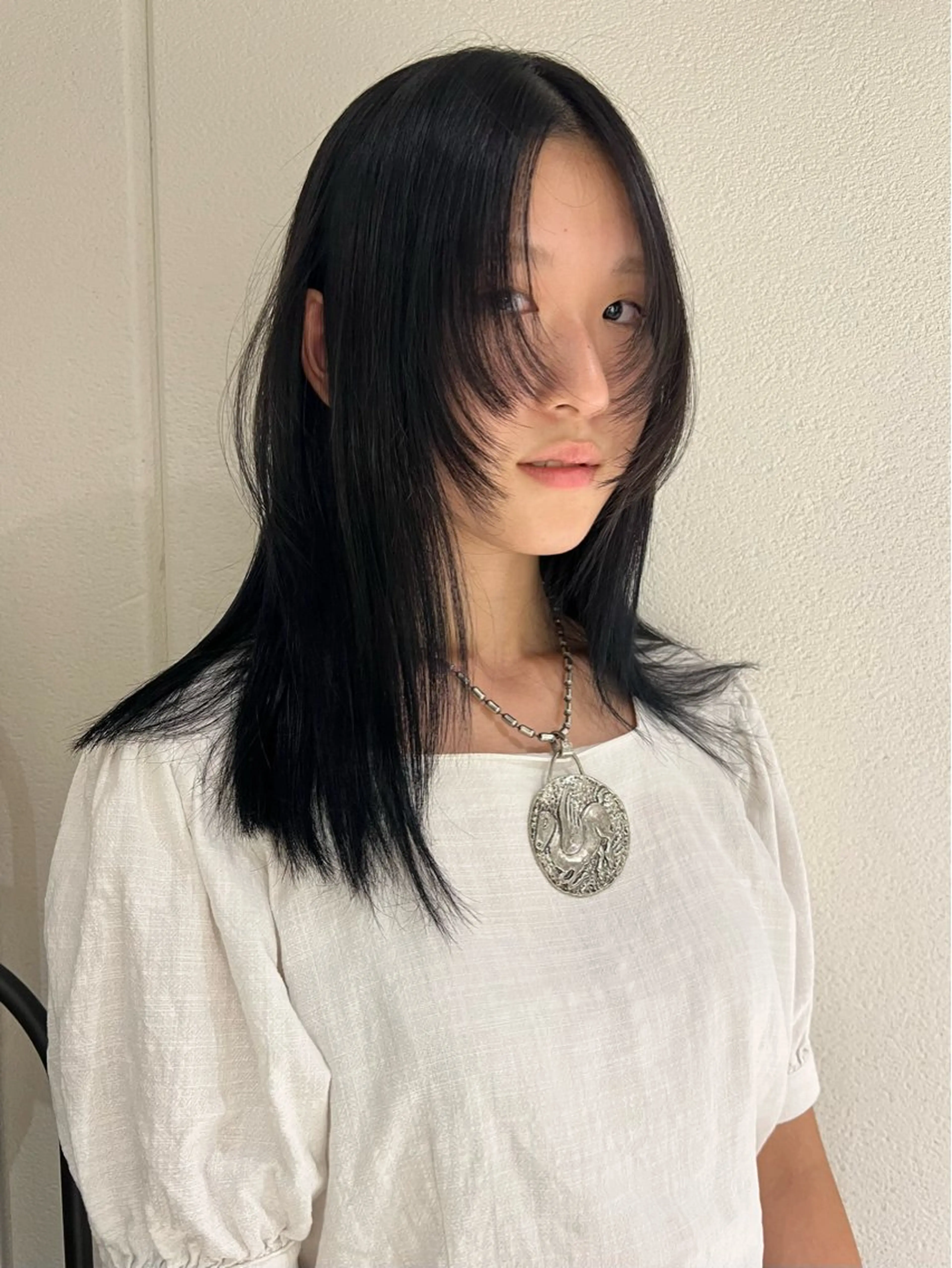 セミロング カラー ブリーチ ケアブリーチ 透明感カラー デザインカラー ダブルカラー nendo_hair所属・ハイトーン/ブリーチ レイヤーsonokaのヘアスタイル