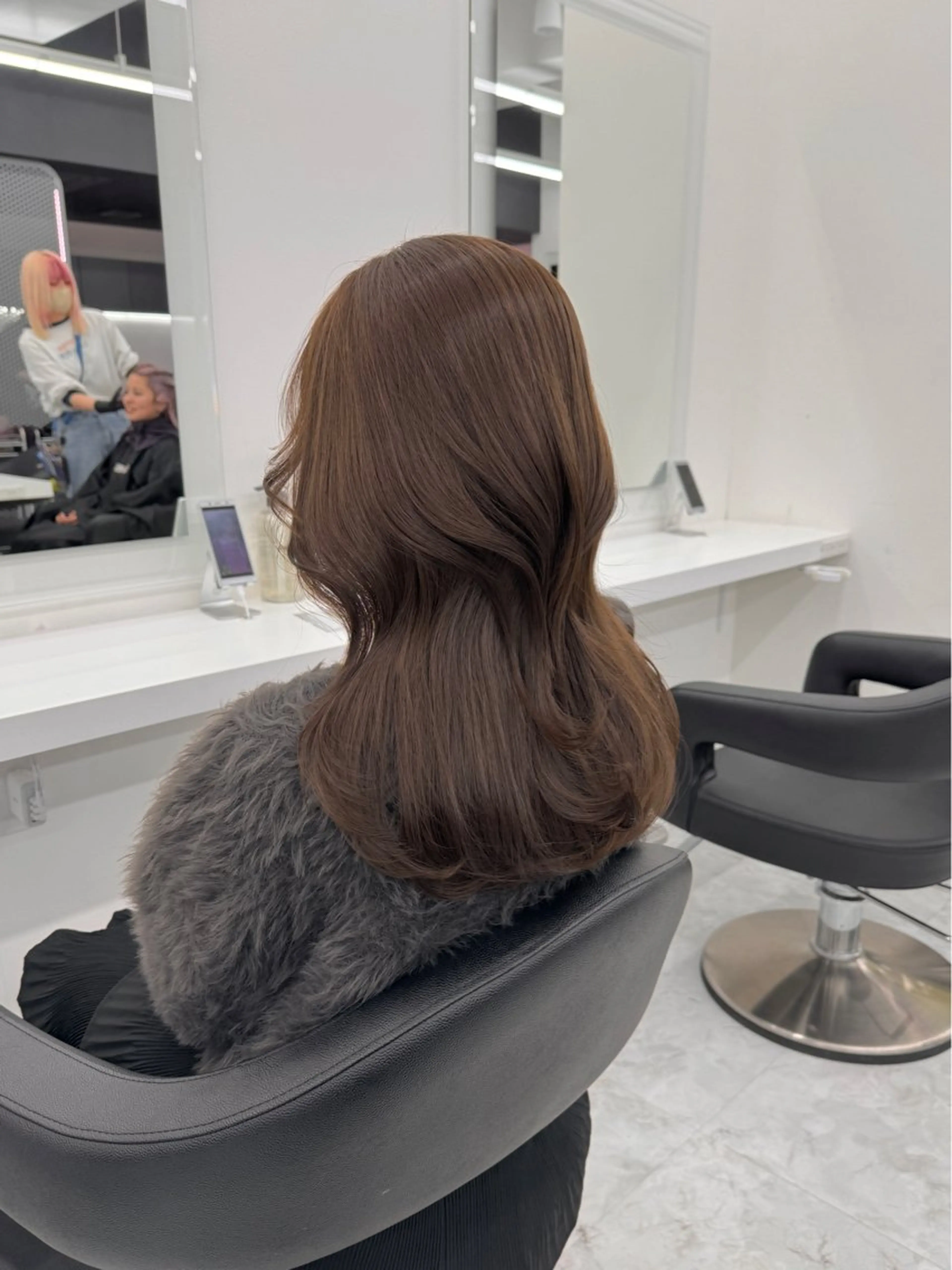 セミロング カラー ヘアカラー ヘッドスパ ヘアセット 💖透明感カラー＆暗 髪専門💖Akariのヘアスタイル