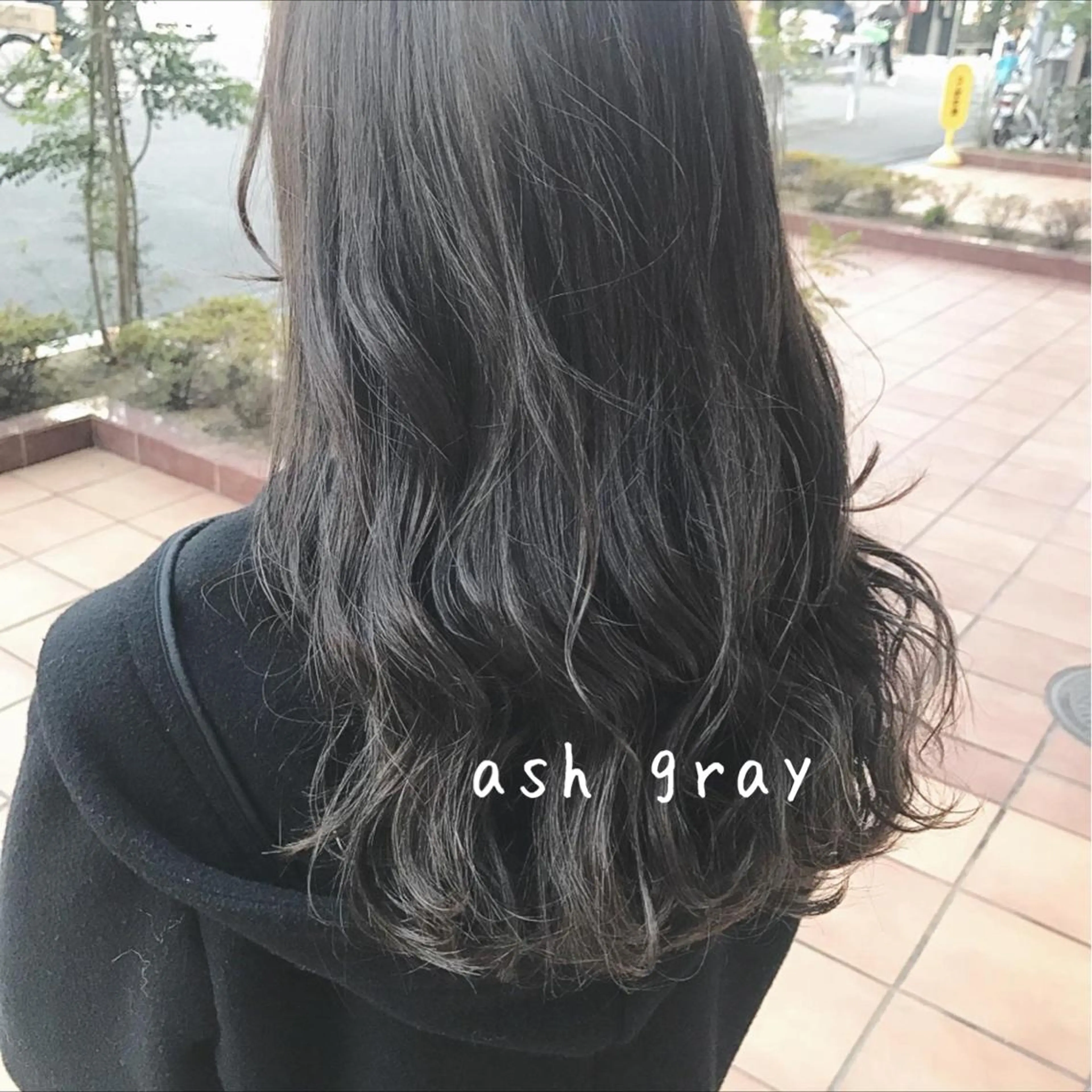 セミロング カラー アッシュ アッシュグレー イルミナカラー オレンジ ヘアカラー 縮毛矯正 Jewel Box所属・髪質改善ストレート 特化⭐️杉本奈稀沙のヘアスタイル