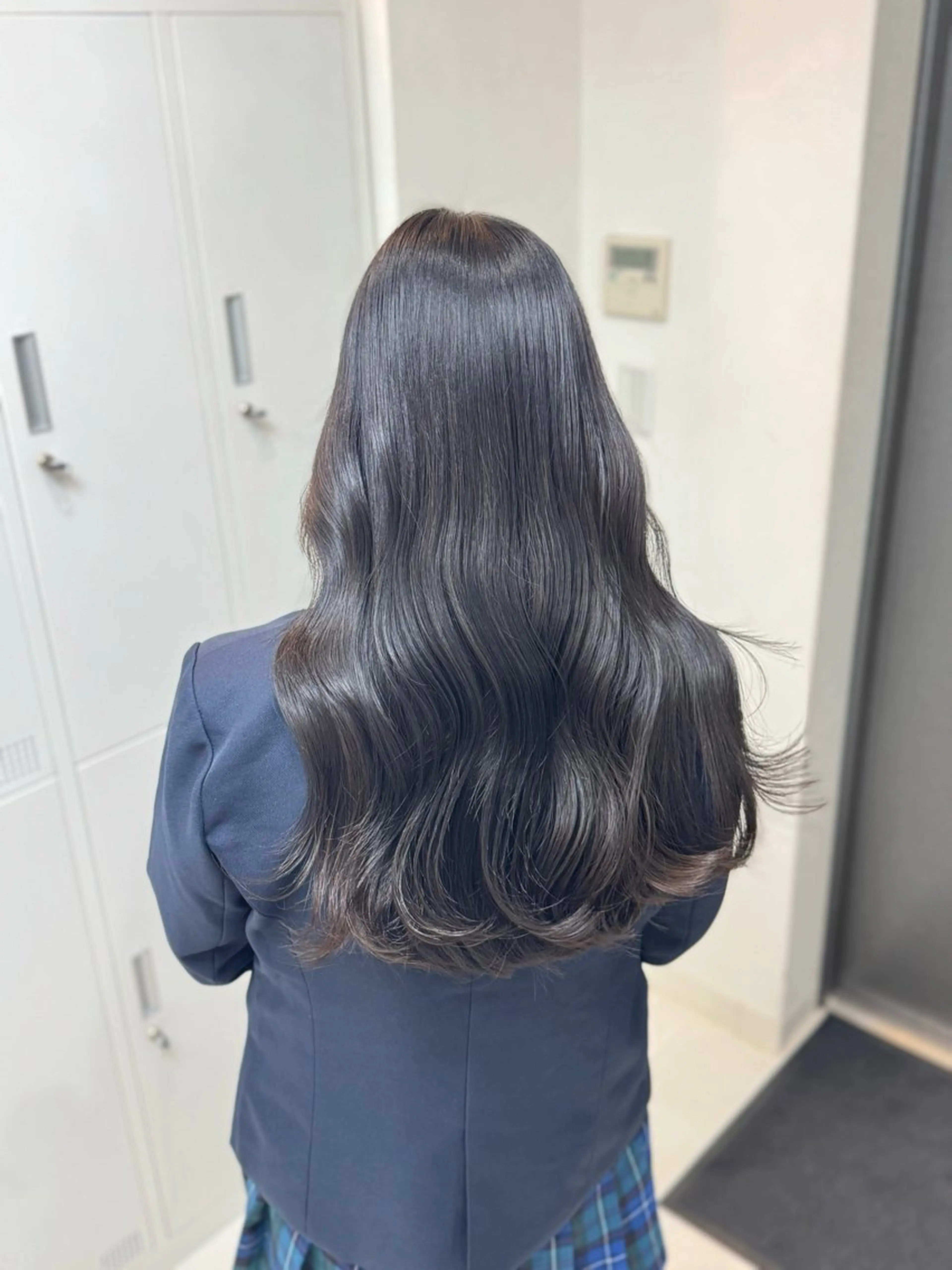 ロング カラー 黒髪 髪質改善 韓国風ヘア 縮毛矯正 トリートメント ヘアカラー トリートメント ヘアセット ブリーチなし Ⅰ 髪質改善カラーのヘアスタイル