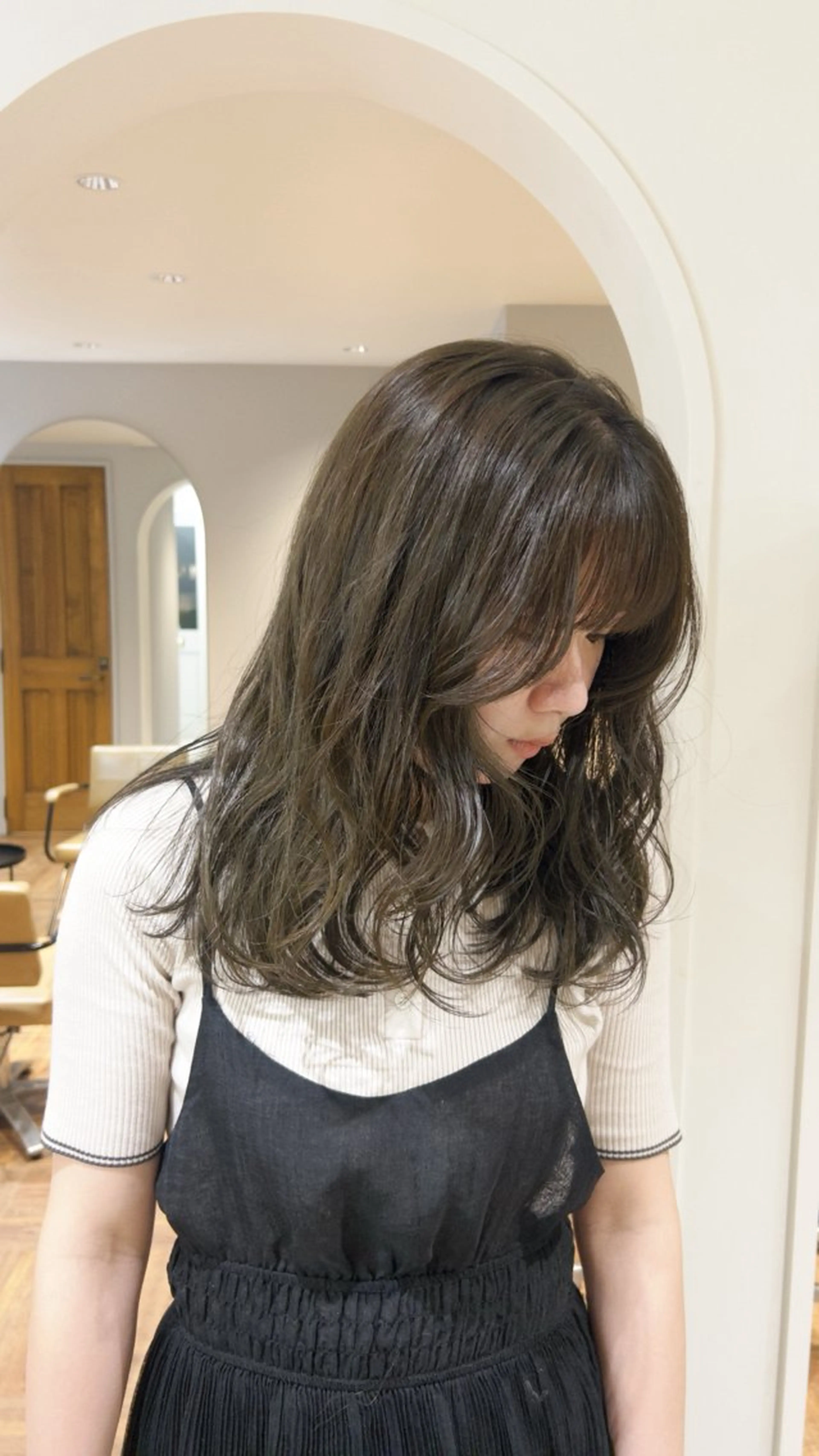 ミディアム カラー カット ヘアカラー Lomalia Moemiのヘアスタイル