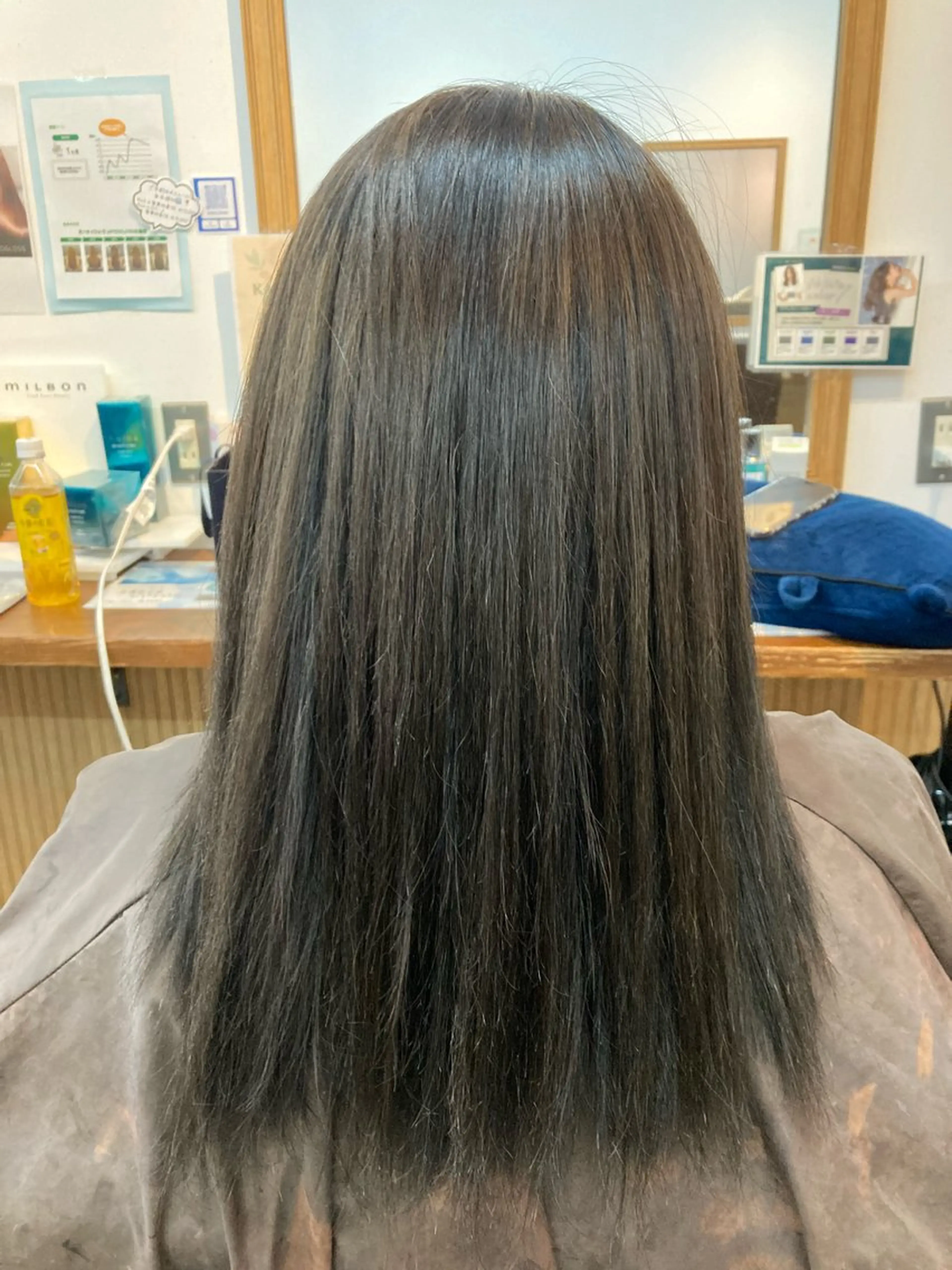 セミロング ヘアカラー ROSSO Hair&SPA五反野店所属・茂木 駿のヘアスタイル