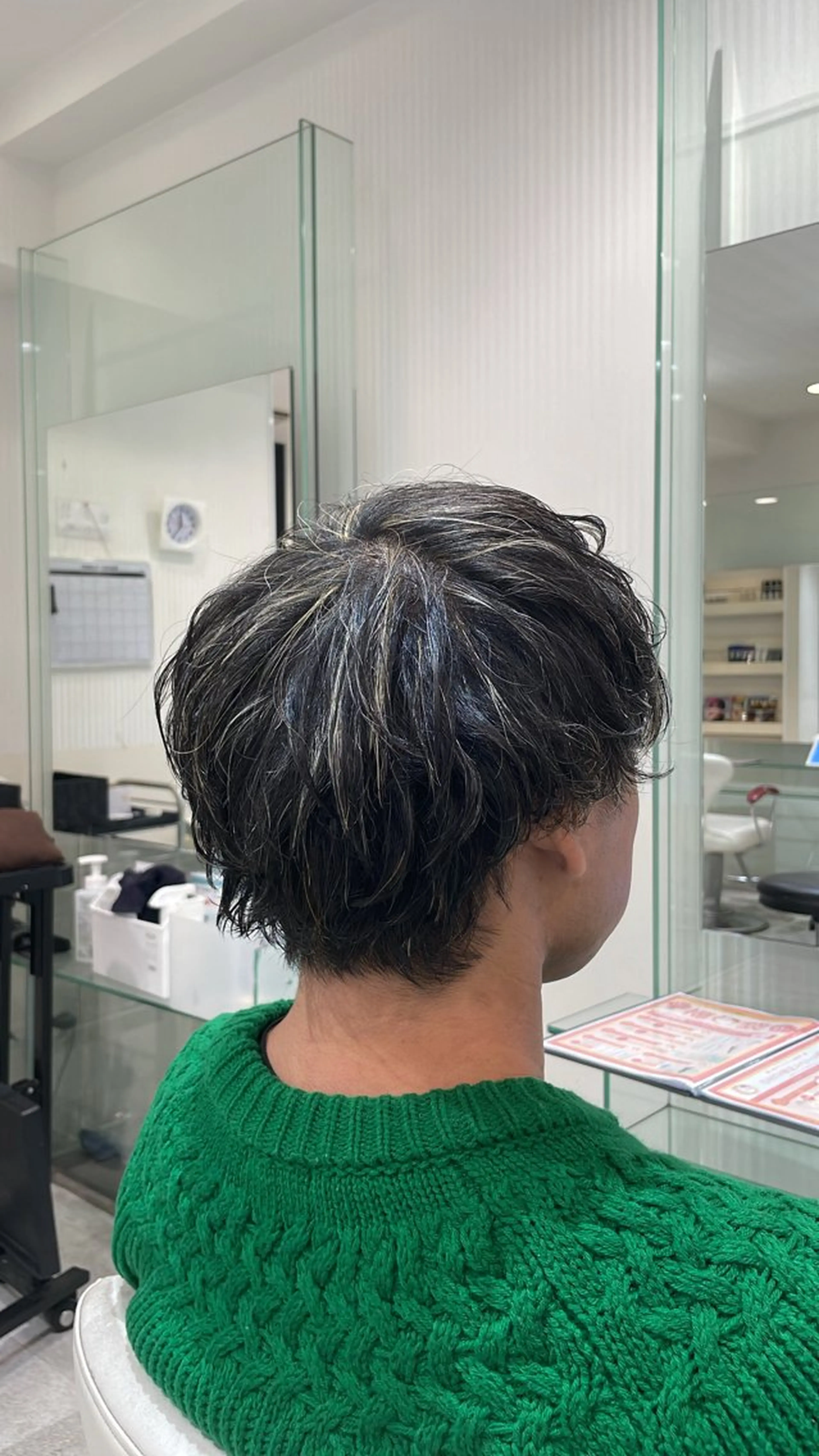 カラー メンズ メンズハイライト ハイライトカラー パーマスタイル特化 / ryo🐉のヘアスタイル