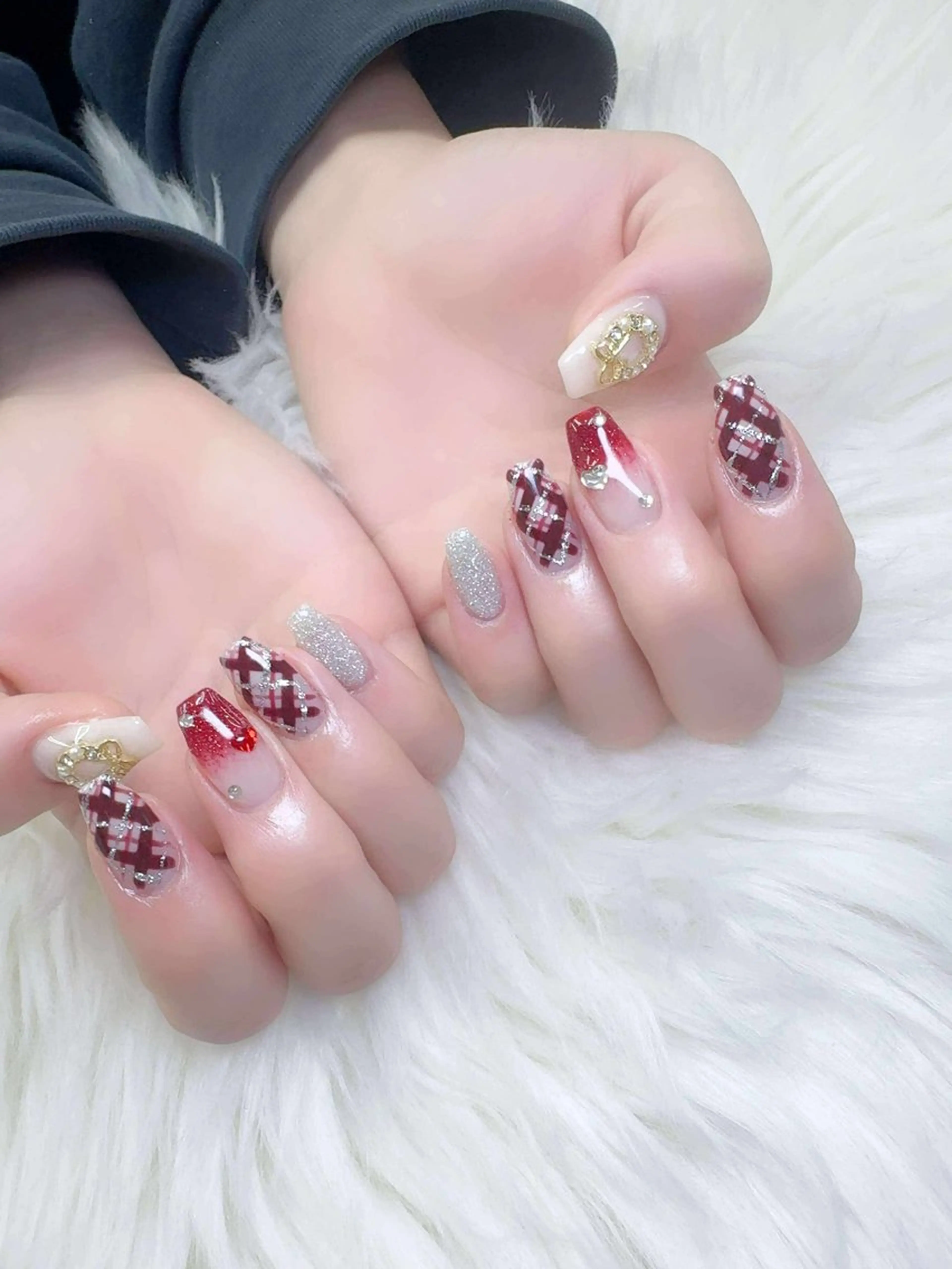 ネイル フレンチネイル グラデーション マグネットネイル ニュアンスネイル オフィスネイル ハンドネイル ハンドケア Hara Nail 【パラジェル使用】のネイルデザイン