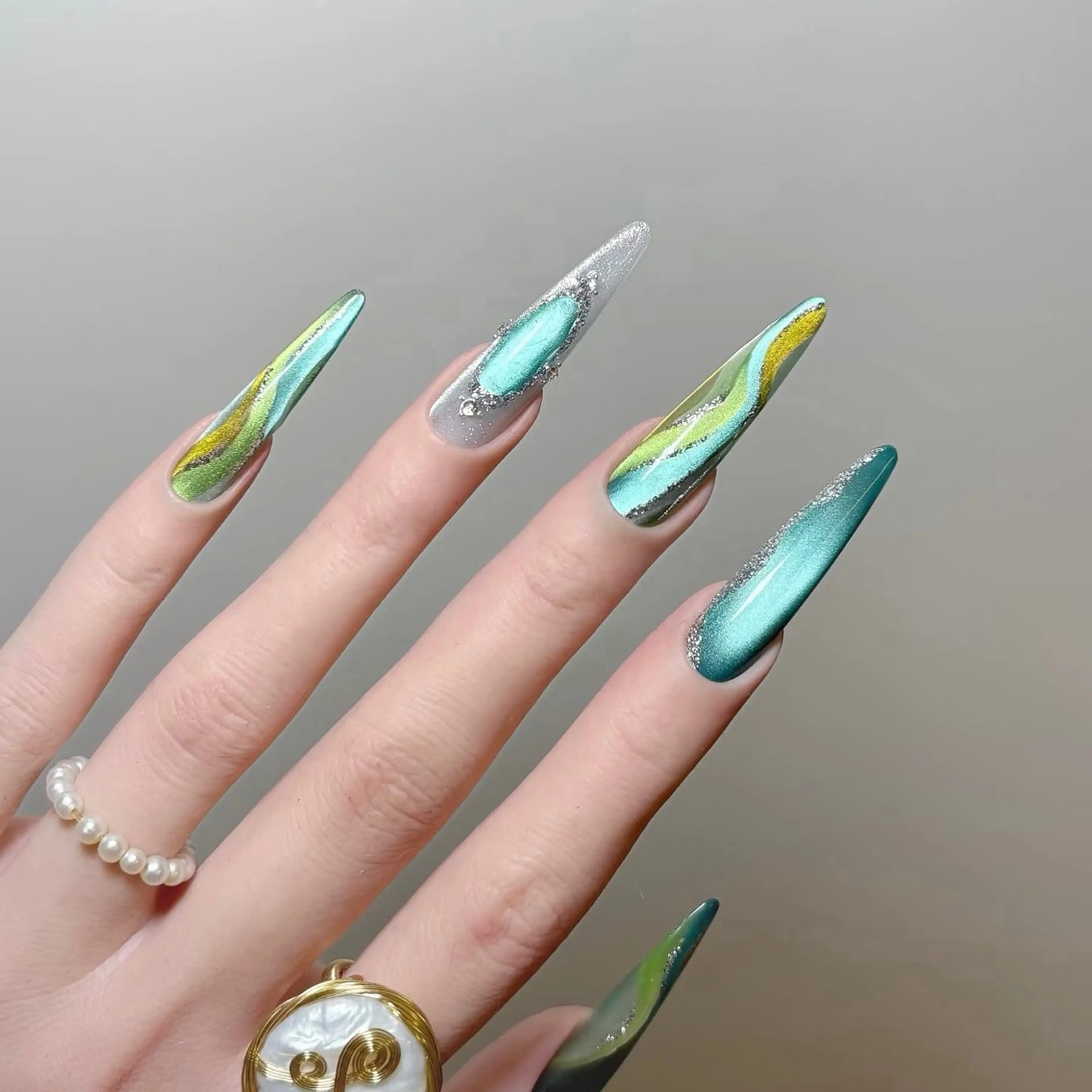 【オフのみ】¥3,300の写真