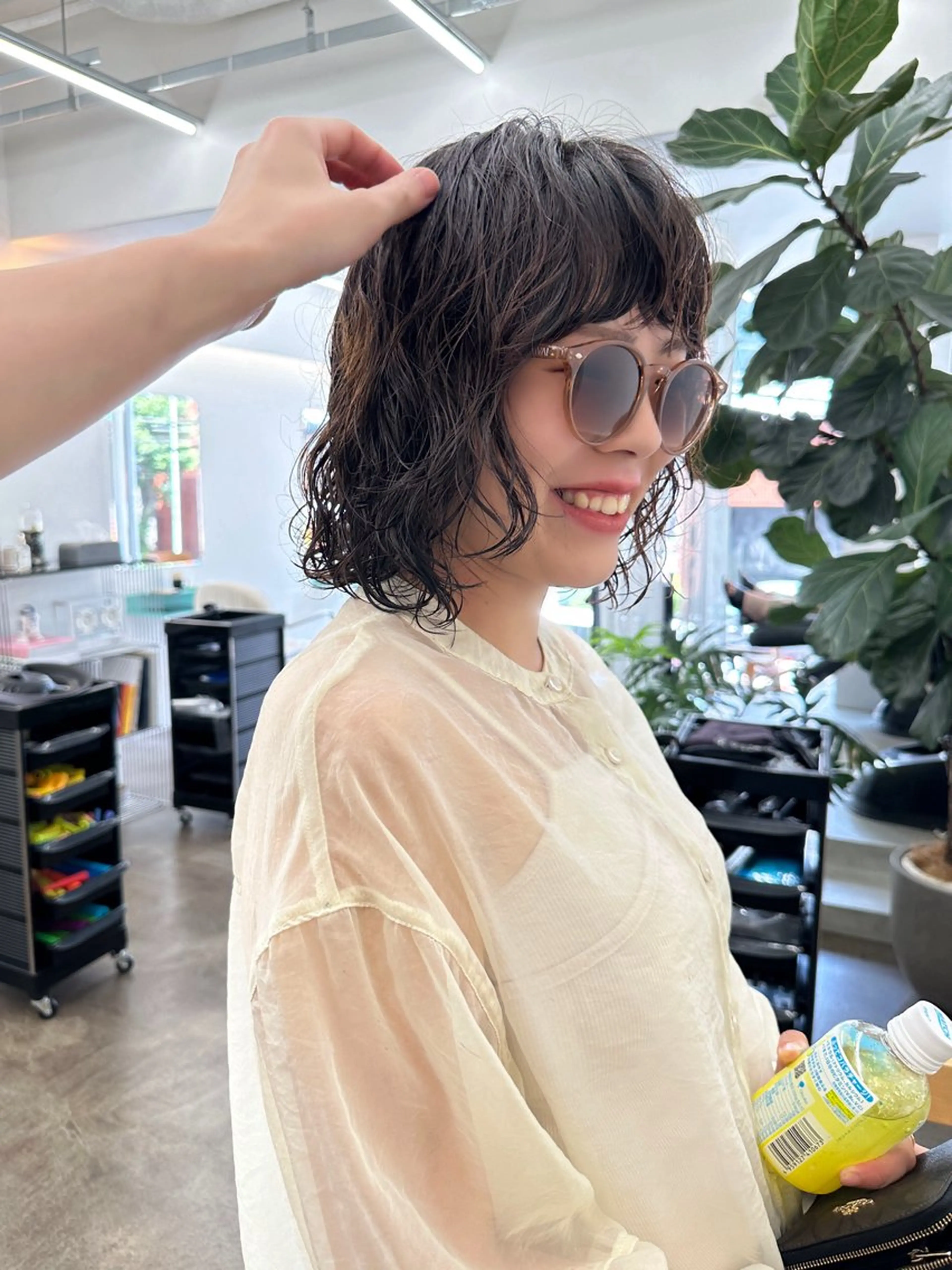 ショート カラー パーマ カット ヘアカラー パーマ ボブ/レイヤー/ケア パーマ/透明感カラーのヘアスタイル