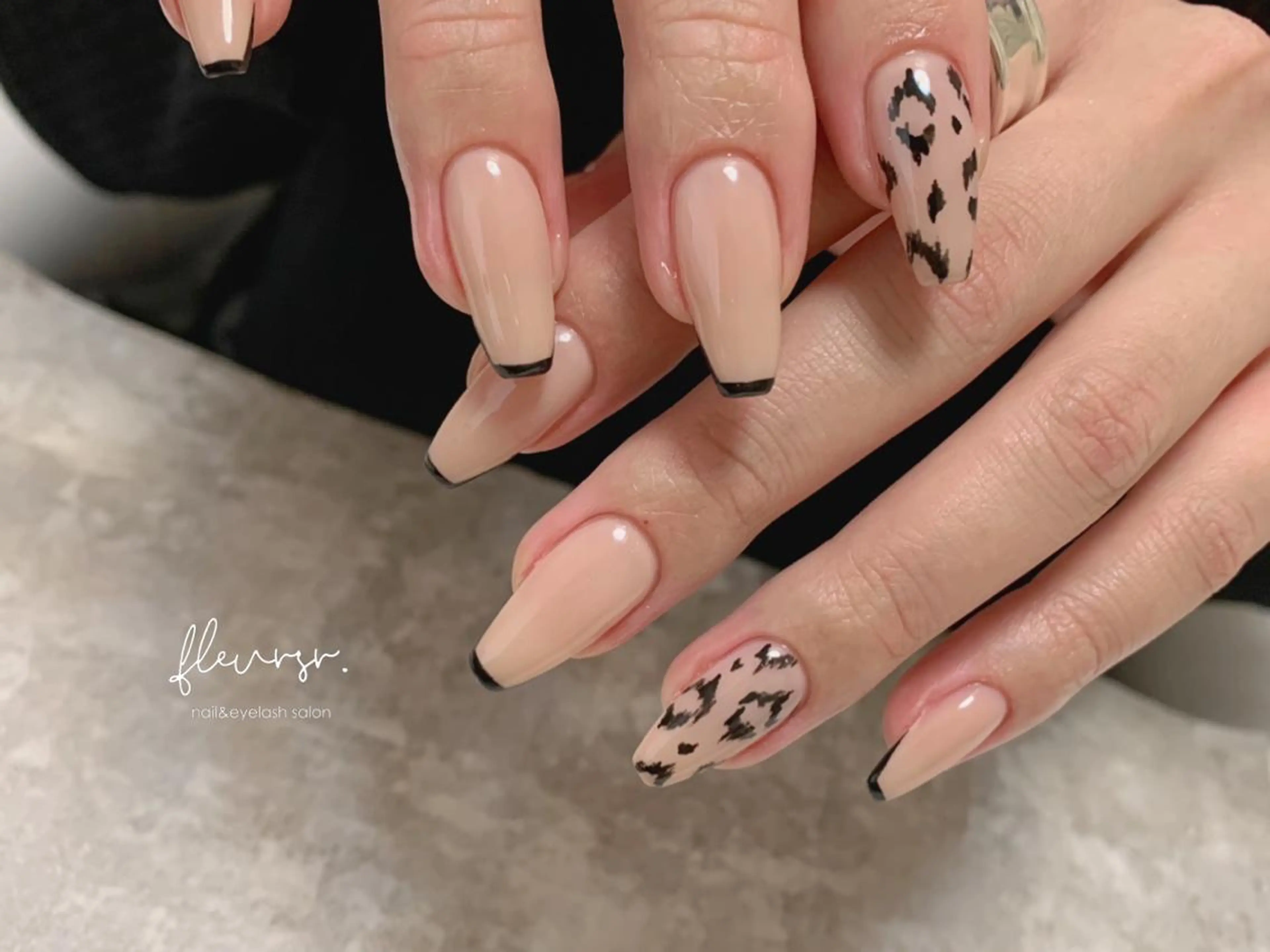 ネイル フレンチネイル atore つかさのマツエク・マツパデザイン