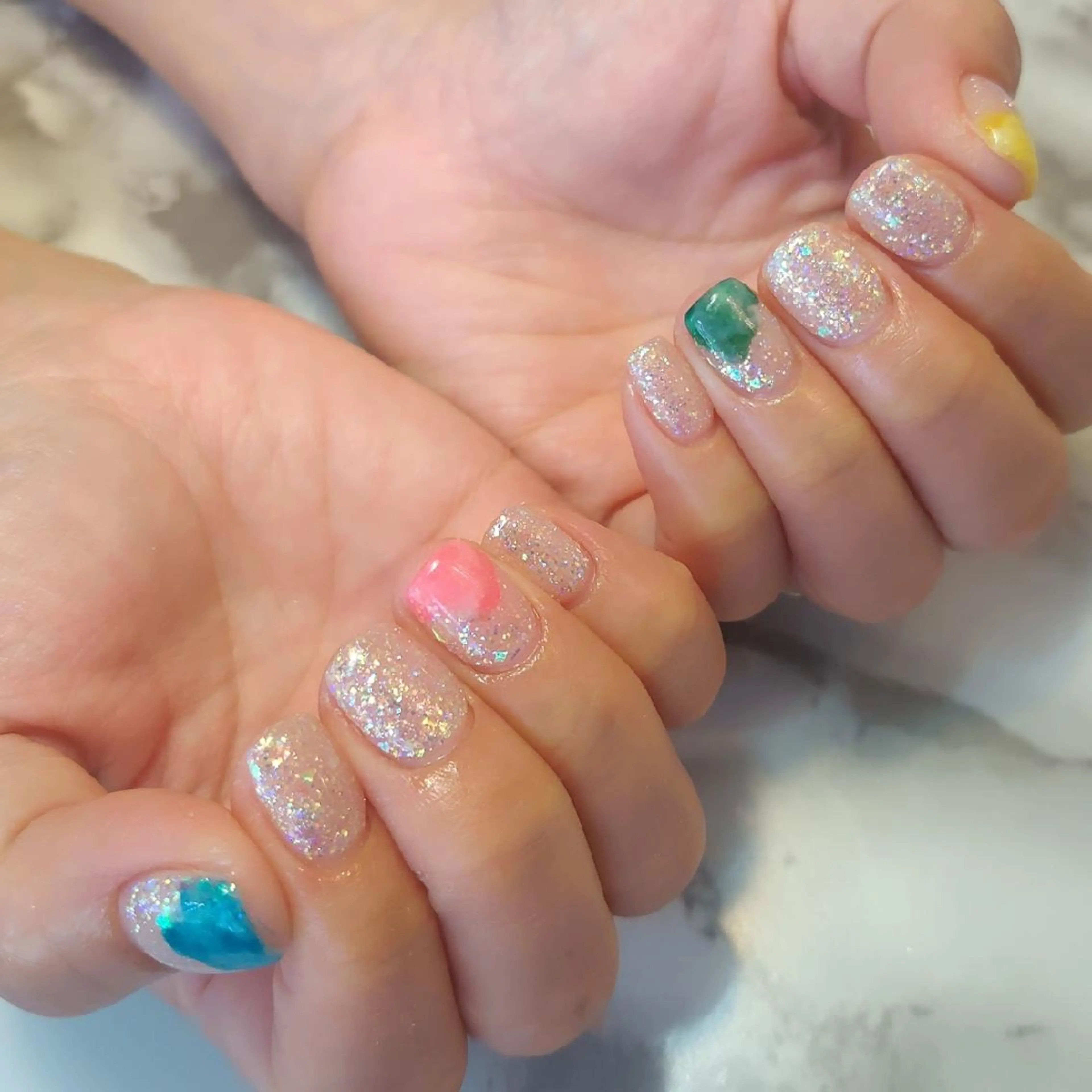 ネイル ジェヌインネイル 河内のネイルデザイン