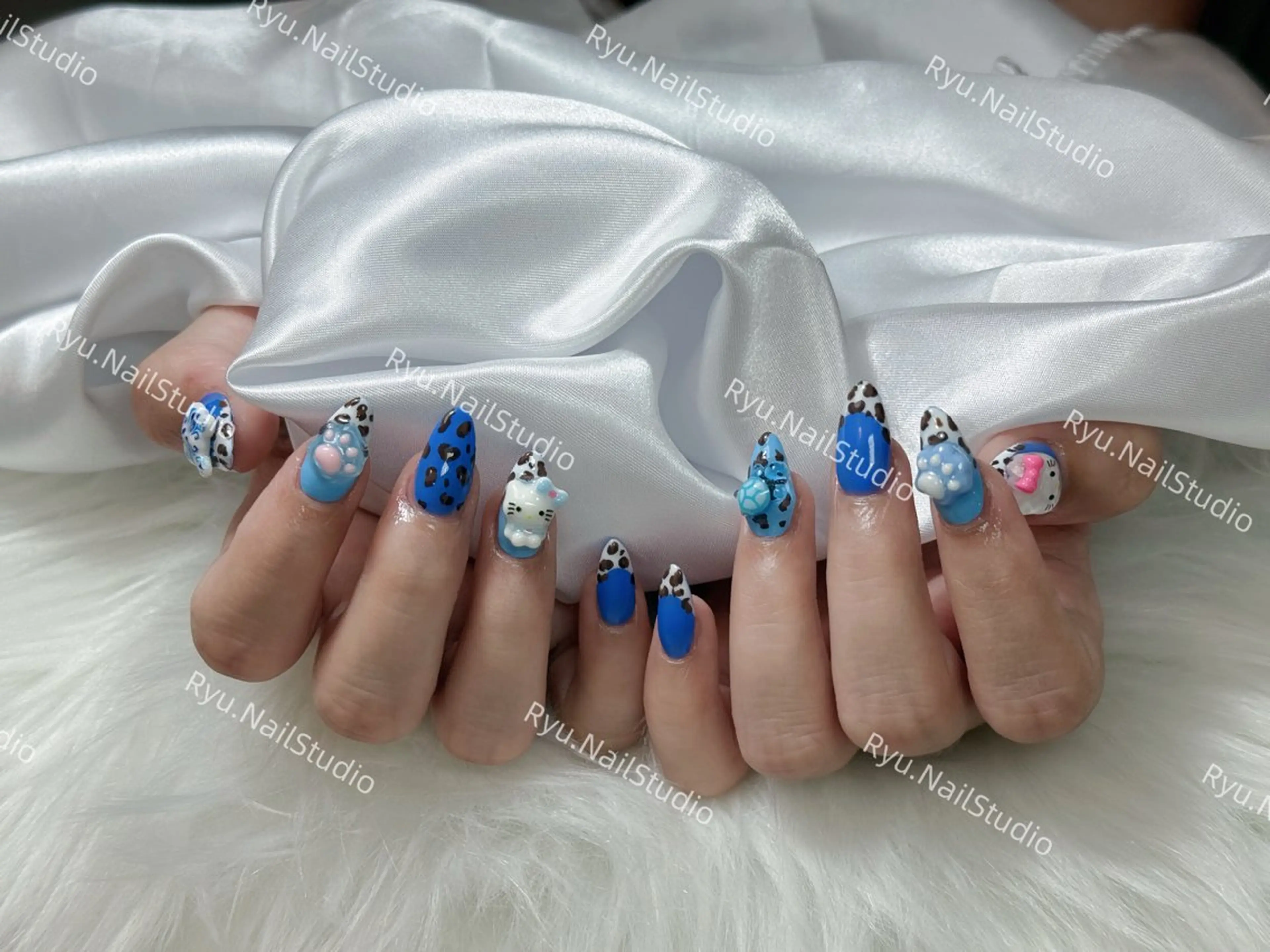 ネイル アートネイル ジェルネイル キラキラネイル ミラーネイル ニュアンスネイル ハンドネイル Ryu Nail Studio所属・Ryu Nail Studioのネイルデザイン