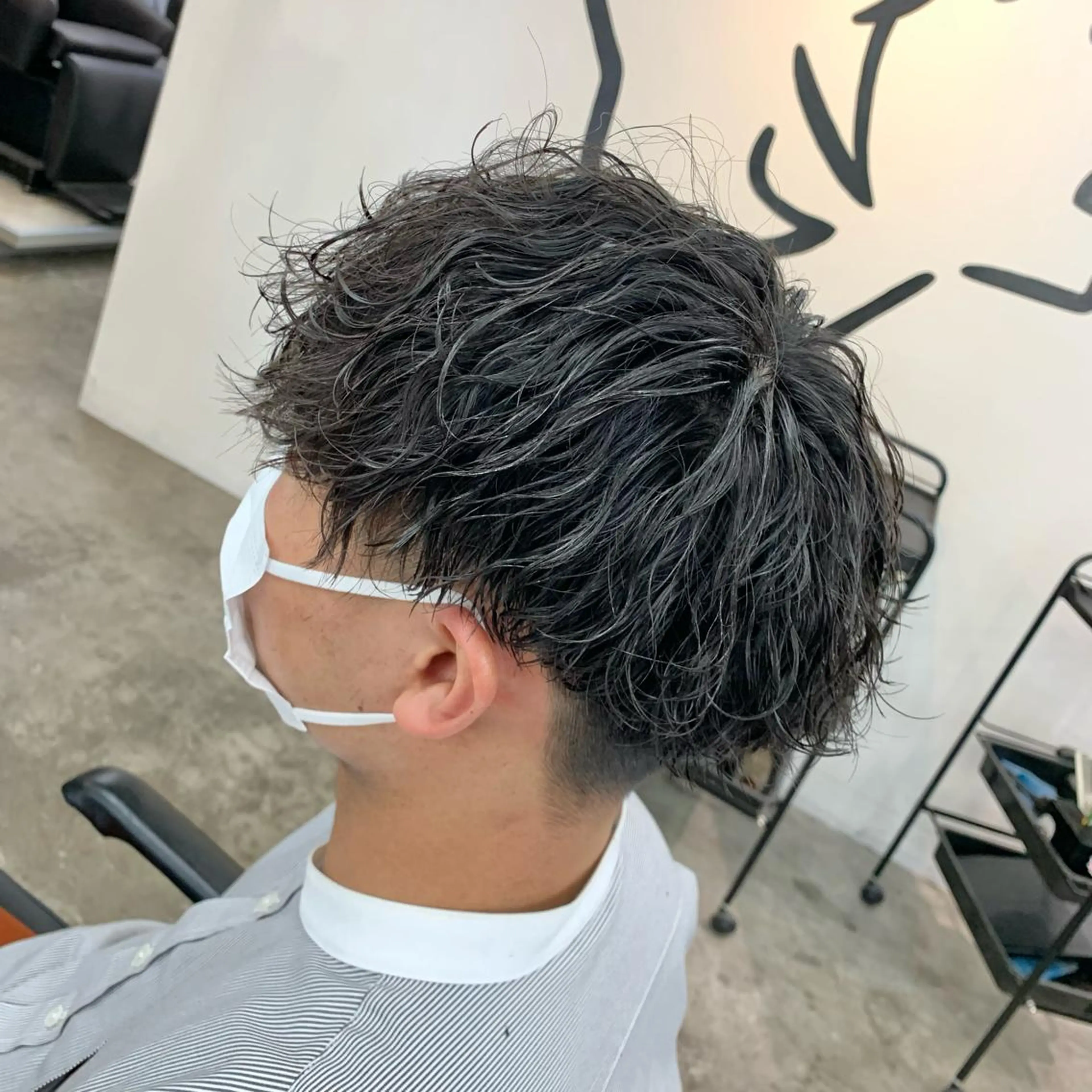 ショート パーマ メンズ メンズパーマ 波巻きパーマ カット パーマ メンズ特化美容師/ 藤戸 椋のヘアスタイル