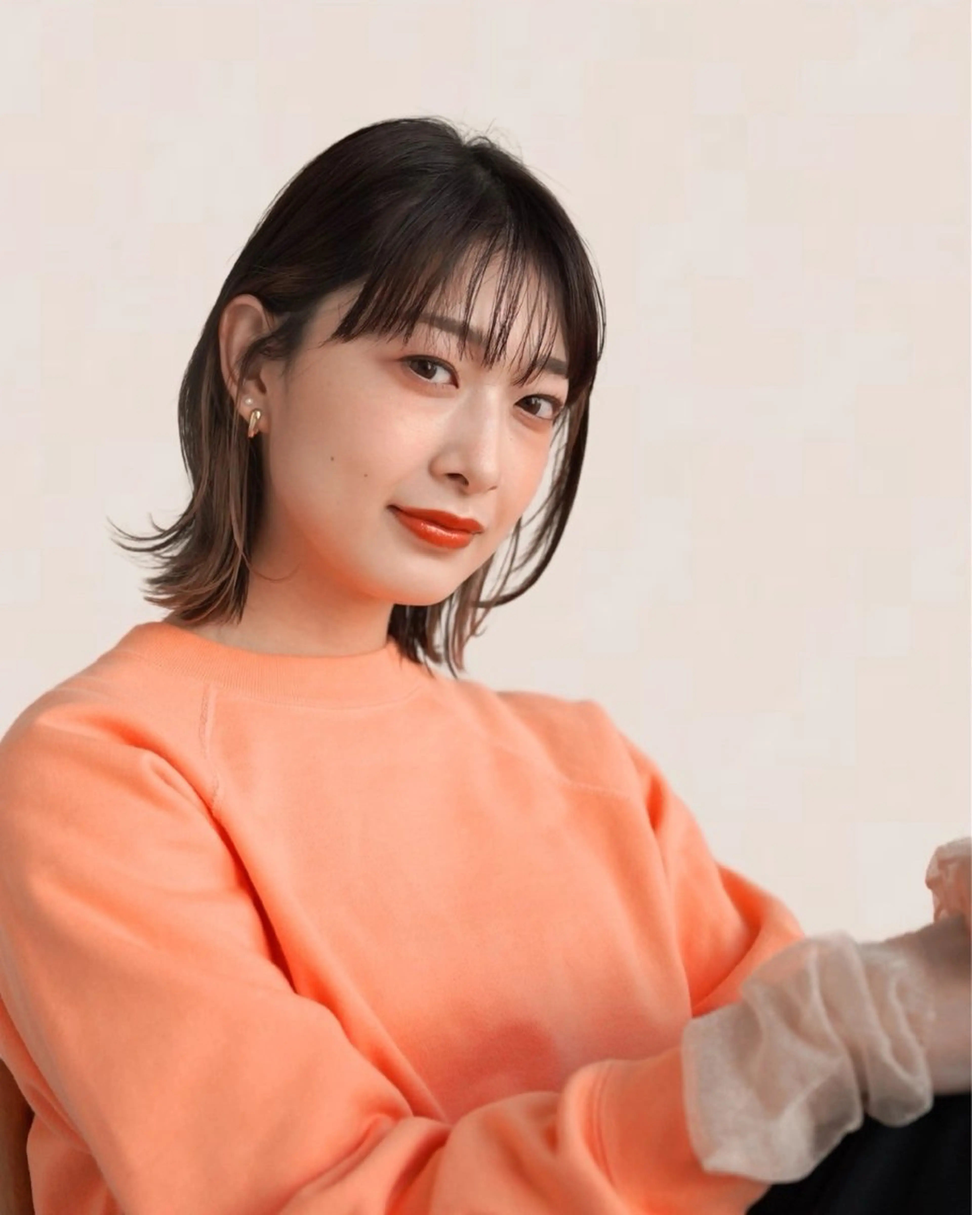 ミディアム カラー Joule 建山美友のヘアスタイル