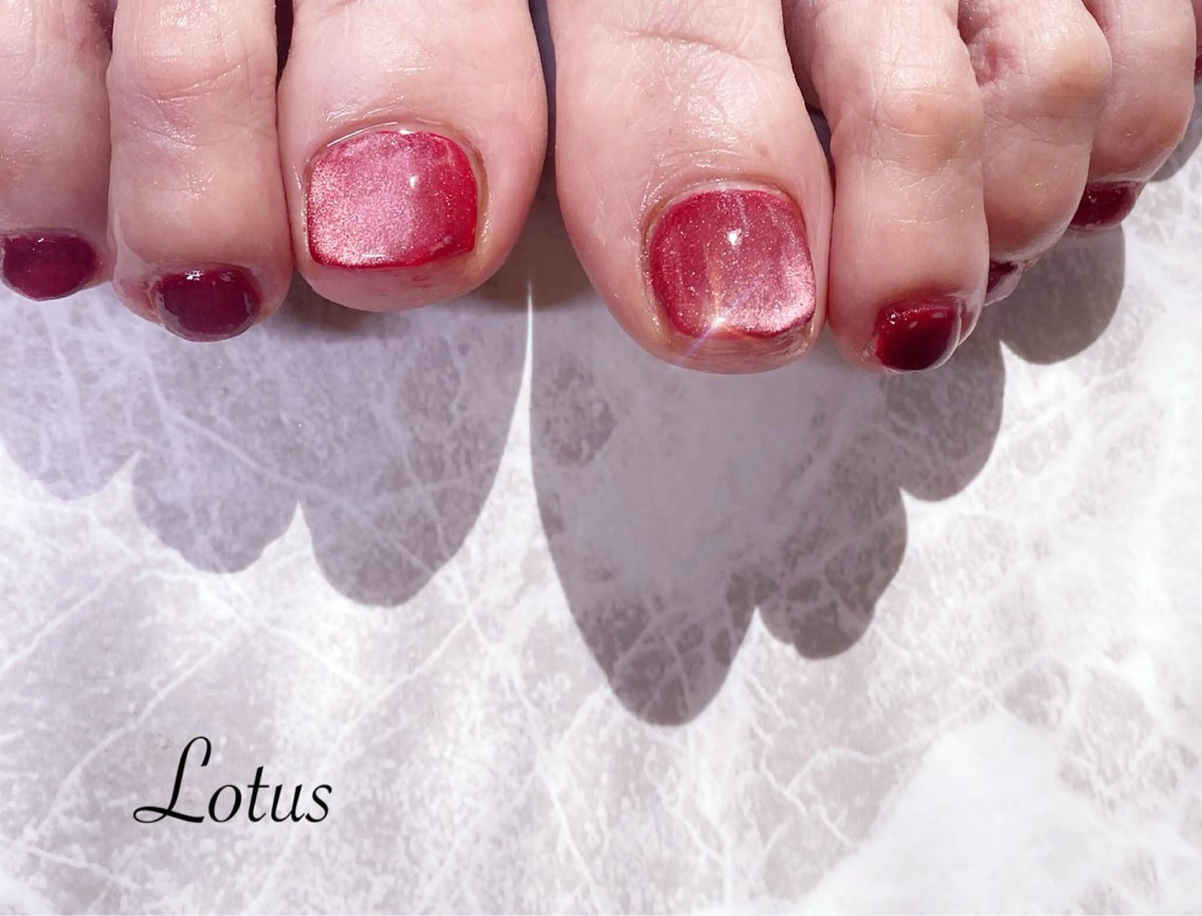 ネイル マグネットネイル ハンドネイル フットネイル Lotus 🌸のネイルデザイン