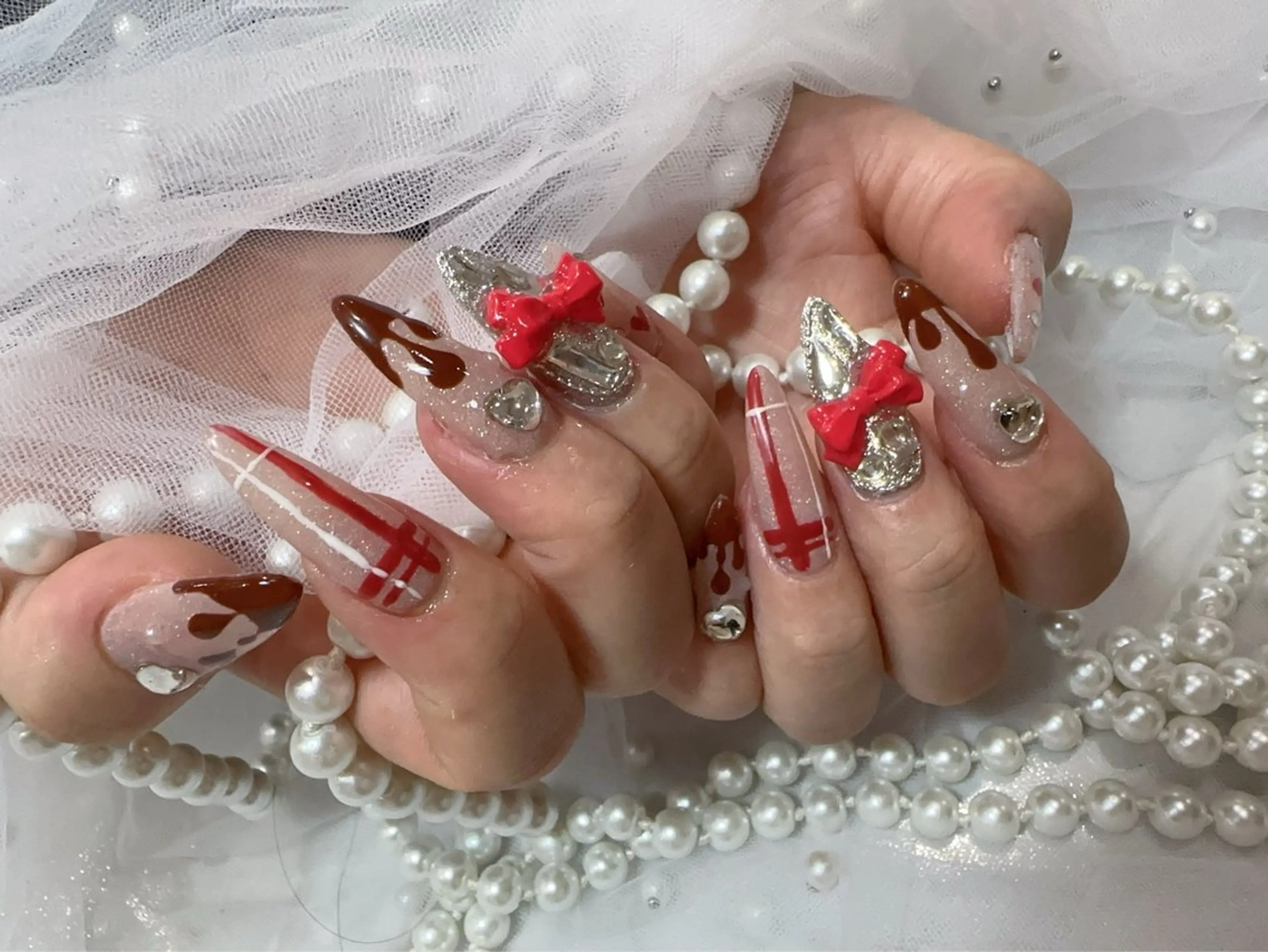 ネイル アートネイル フラッシュネイル フレンチネイル ジェルネイル ガラスフレンチ ハンドネイル You&Me Miyuのネイルデザイン