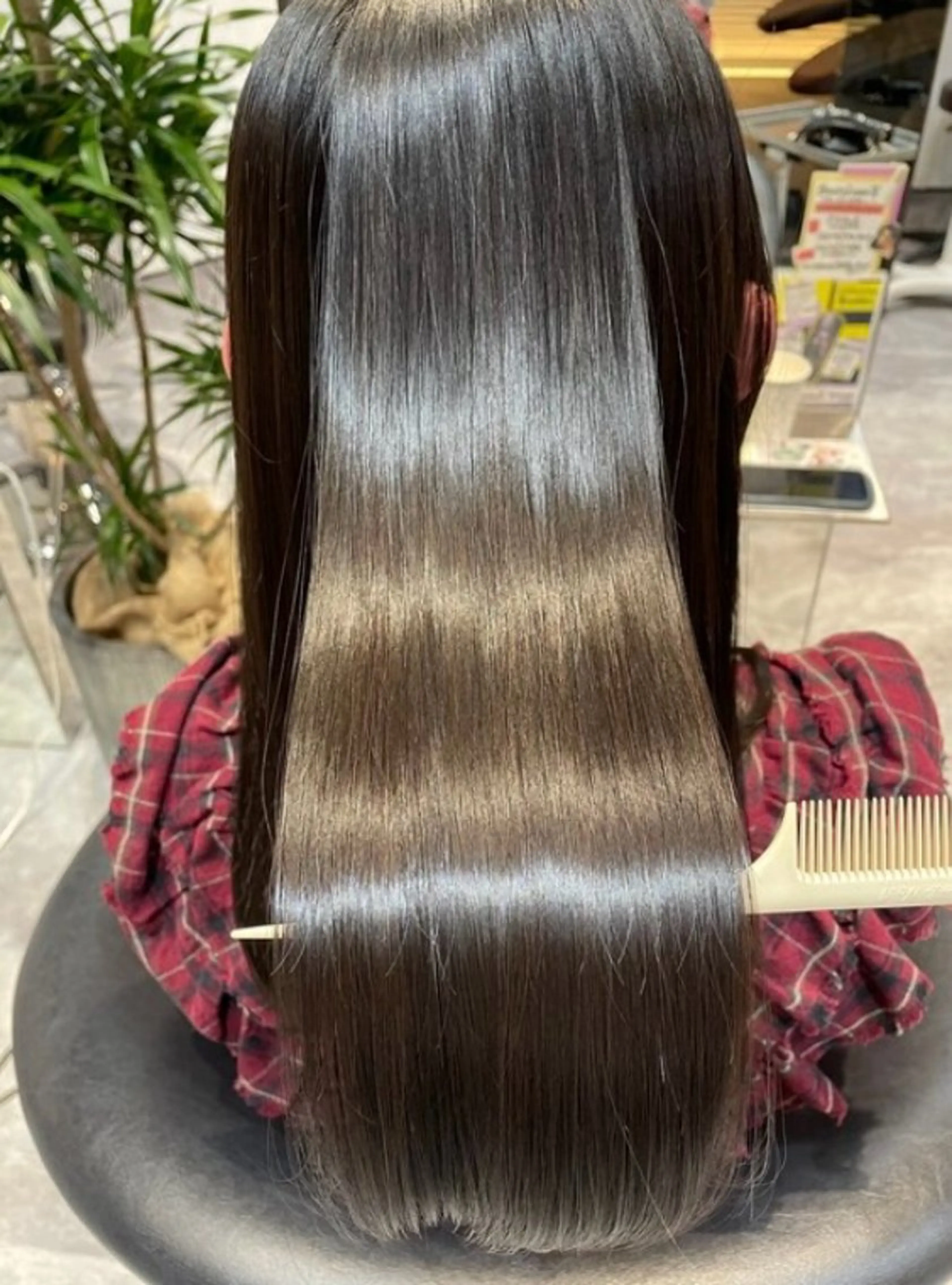 ロング トリートメント 酸性ストレート 酸熱トリートメント ヘアカラー 縮毛矯正 トリートメント 縮毛矯正/酸性ストレ ート/艶カラー/堅田のヘアスタイル